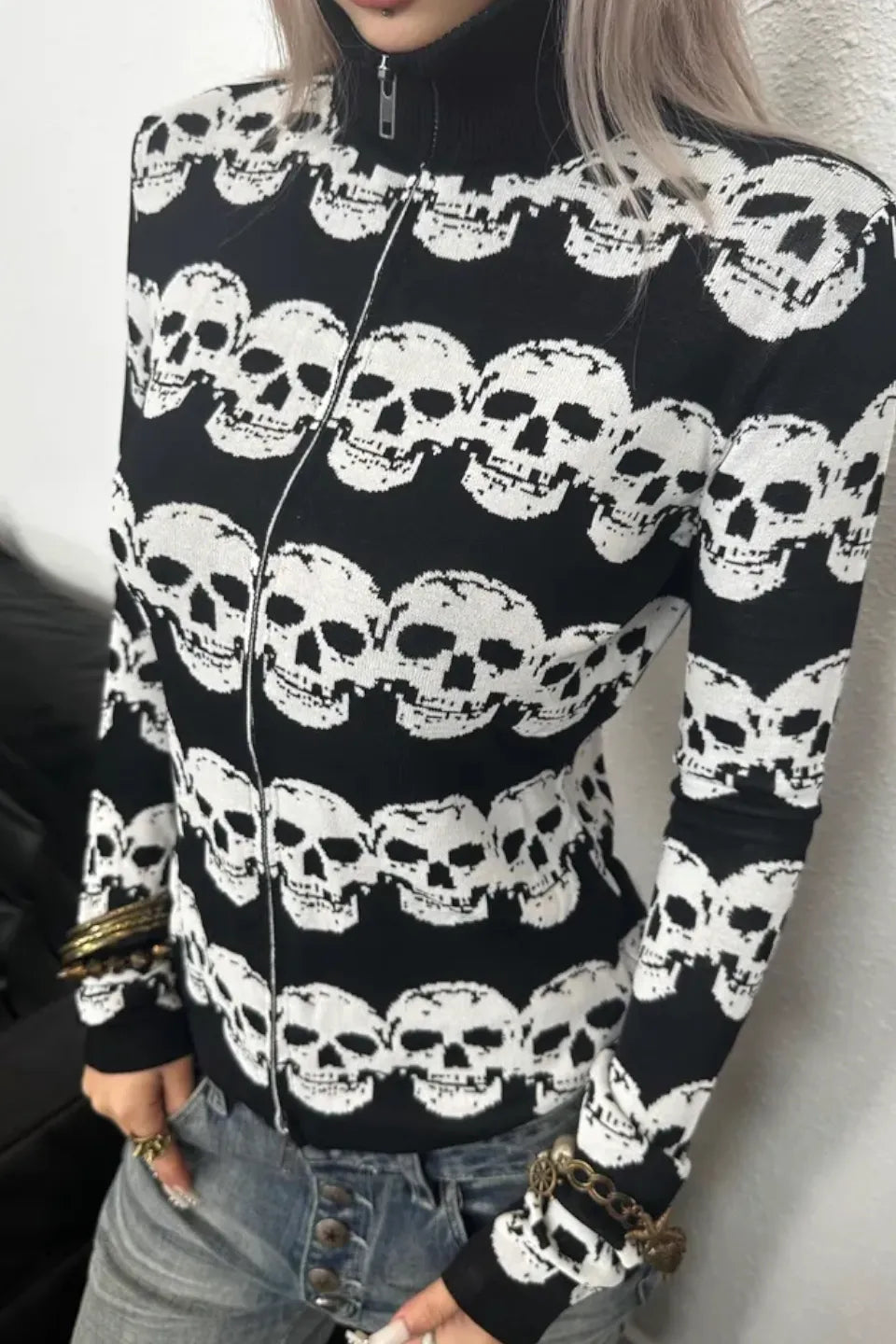 Black and White Skull Striped Jacquard Wool Double Zipper Fit Cardigan Jacket