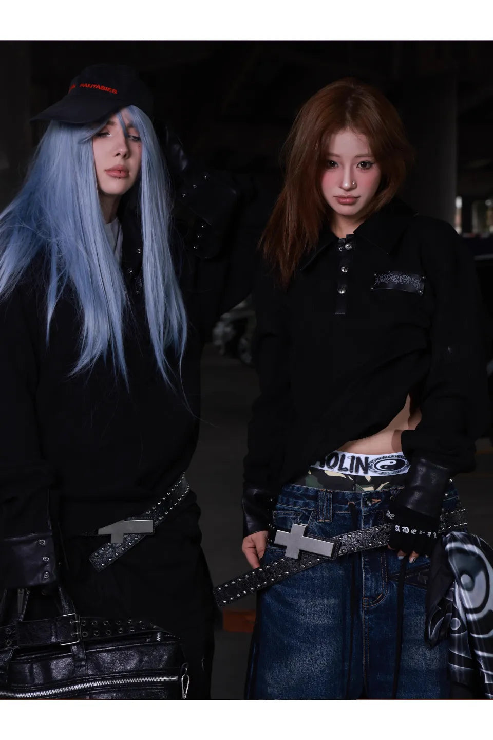 ╋ Cracked Leather Rivet Belt