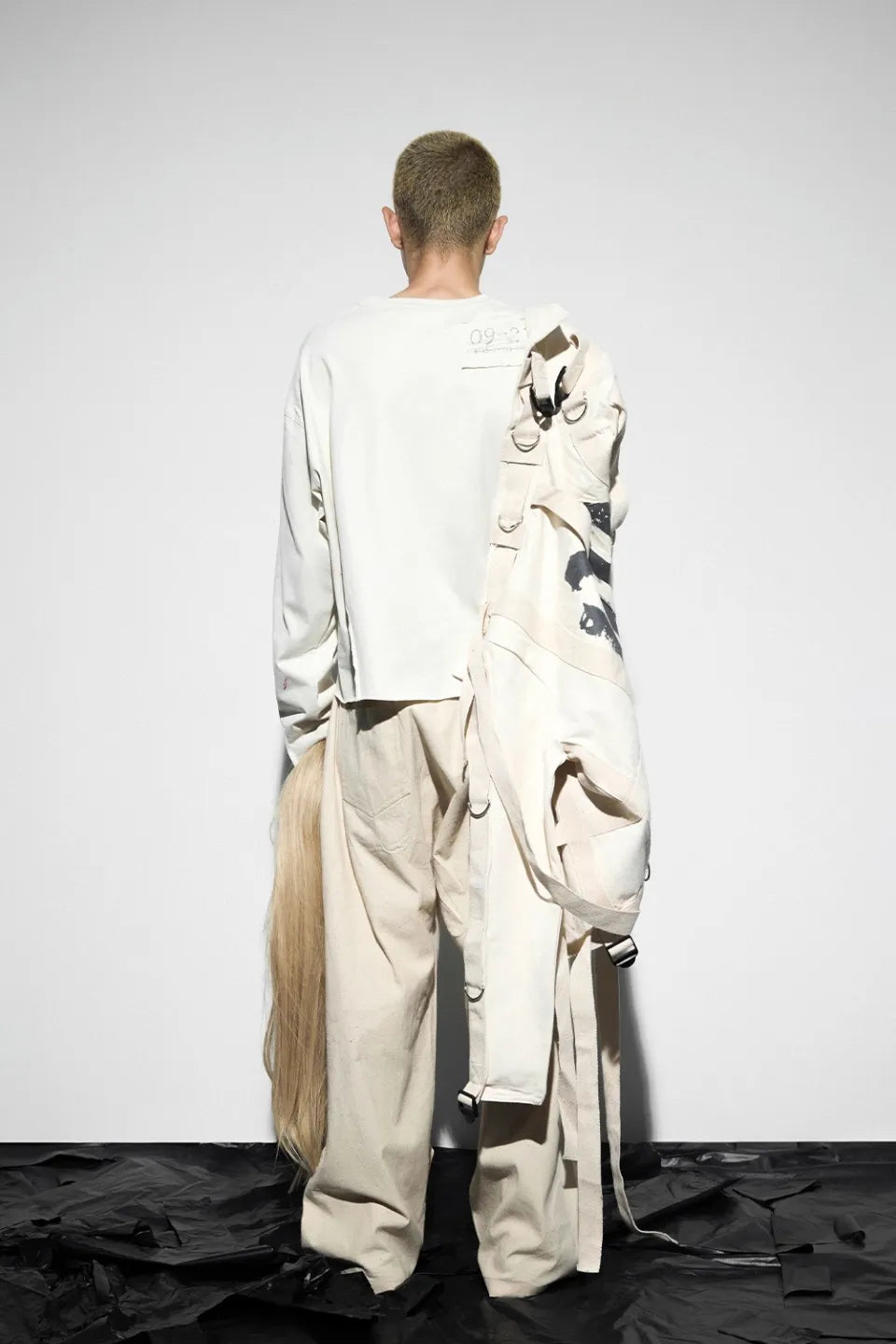 Cross Redemption Print Pinched Pleated long Sleeves