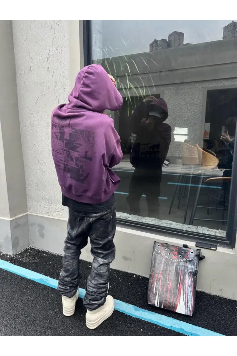 Curved Bamboo Joint Washed Brushed Wax 3D Jeans