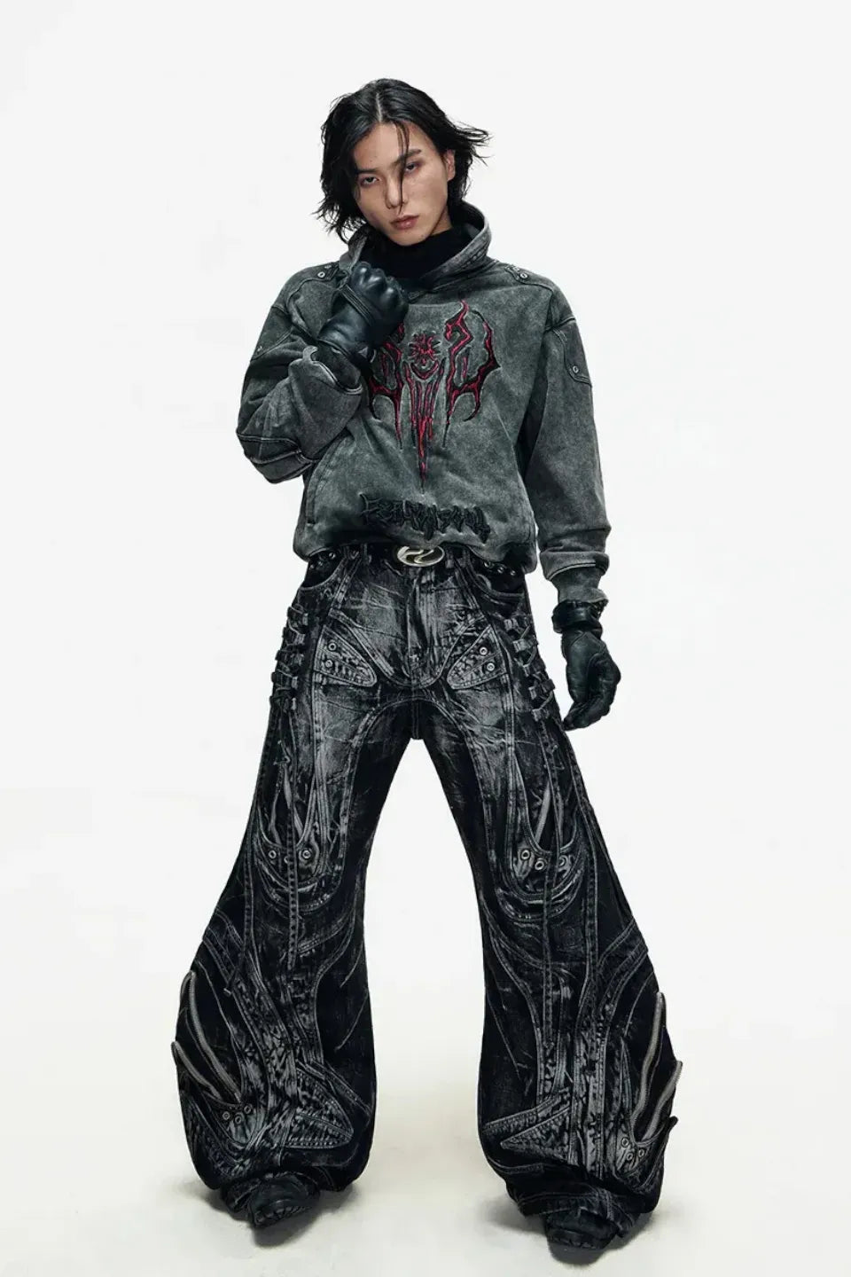 PERSONSOUL Deconstructed Exaggerated Flared Patchwork Jeans - 複雑なパッチワークと裾の劇的な広がりが特徴の解体再構築フレアデニム