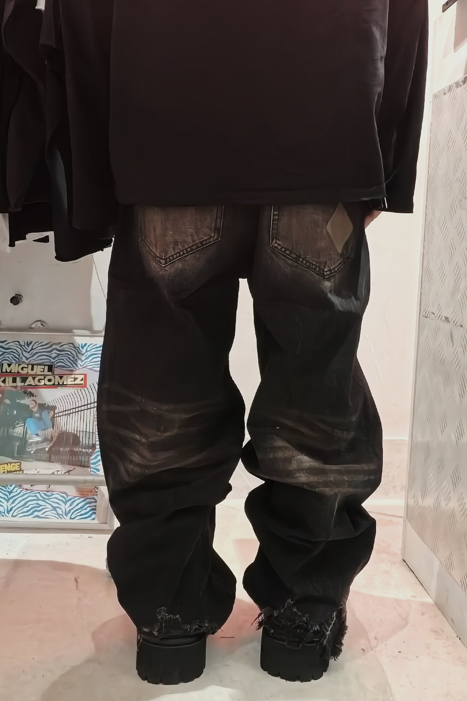 Destroy Wash Denim Pants