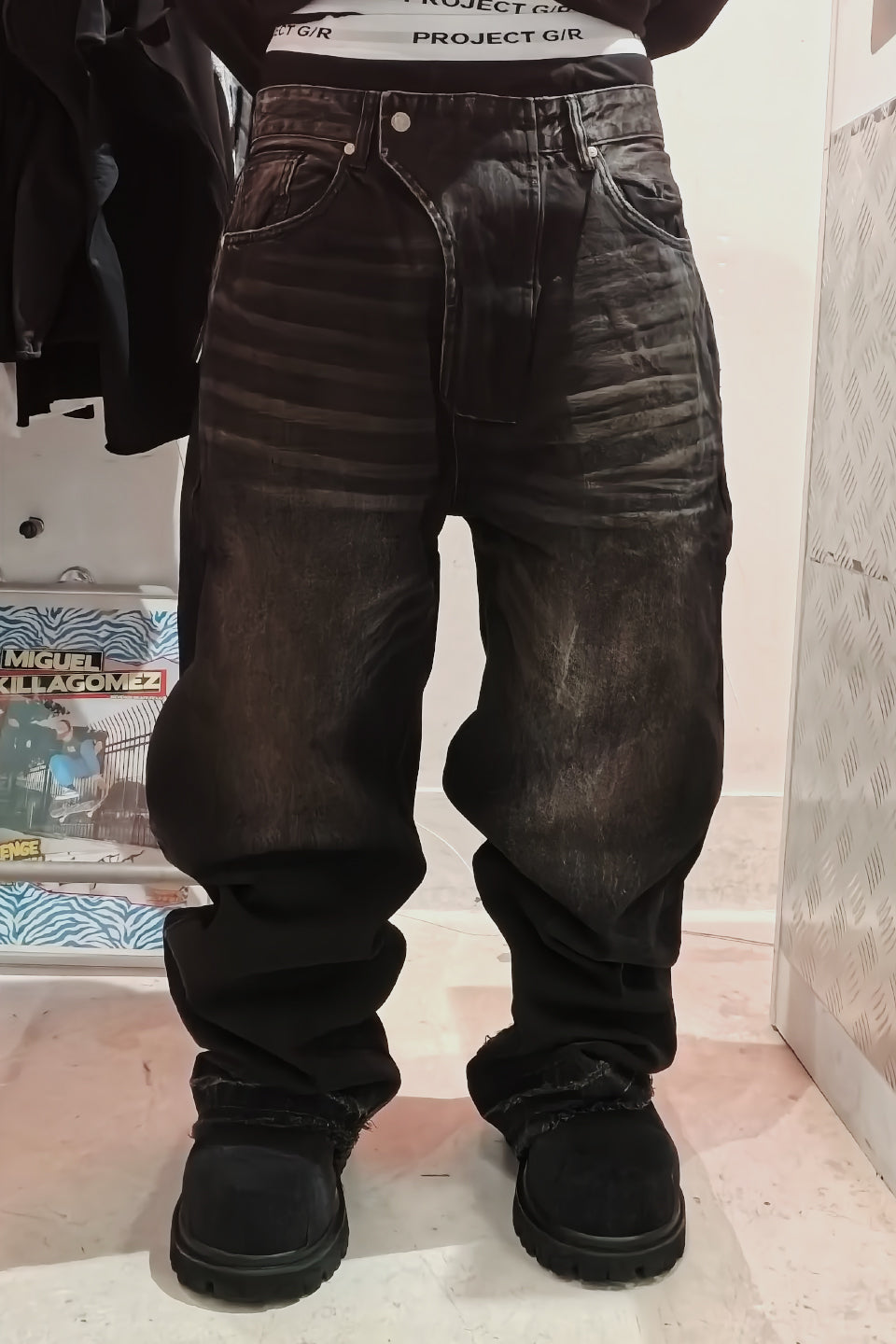 Destroy Wash Denim Pants