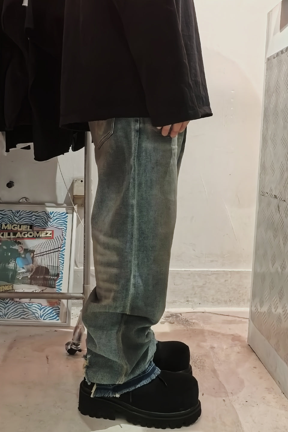 Destroy Wash Denim Pants