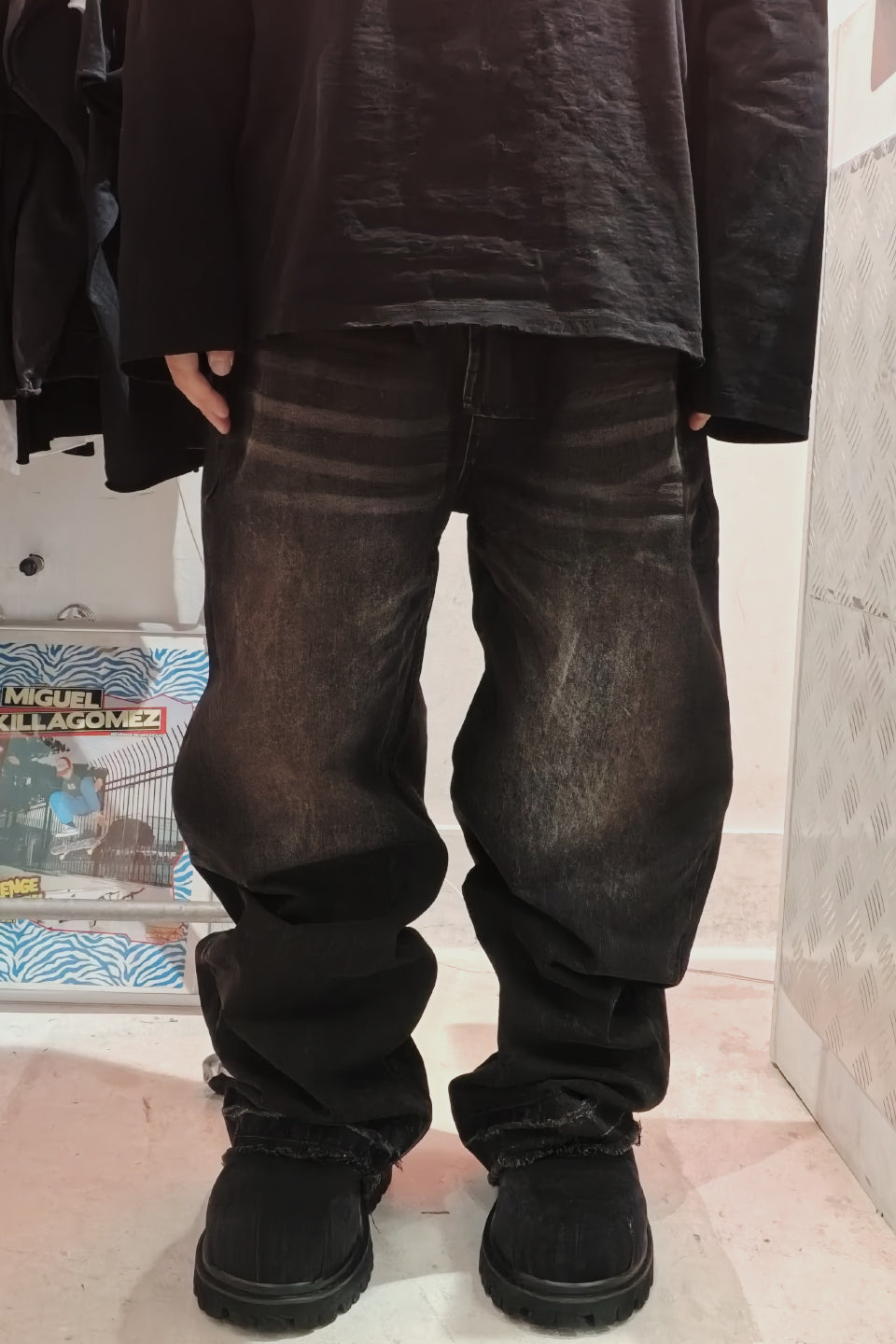 Destroy Wash Denim Pants