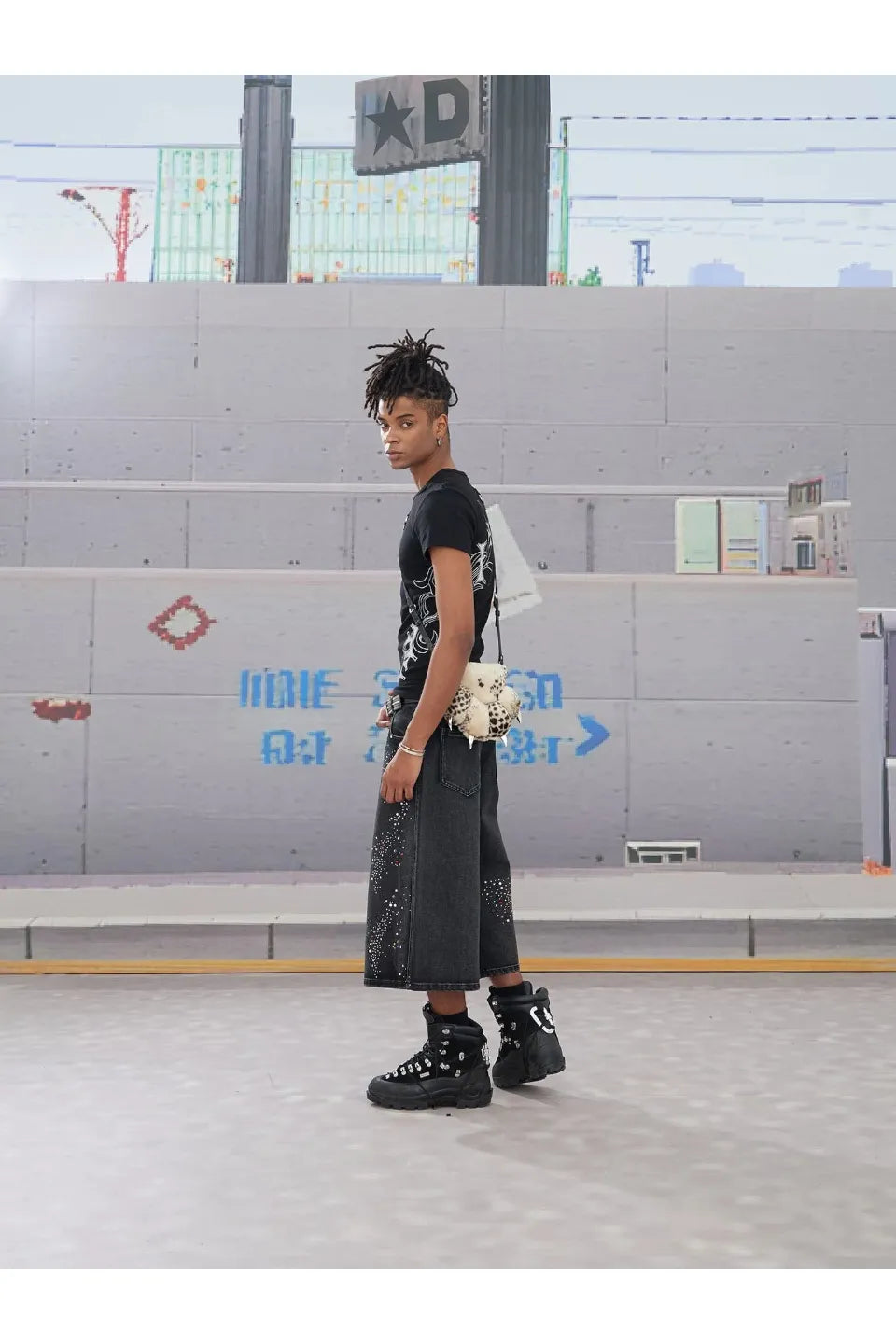 Diamond Washed Spliced Oversized Shorts