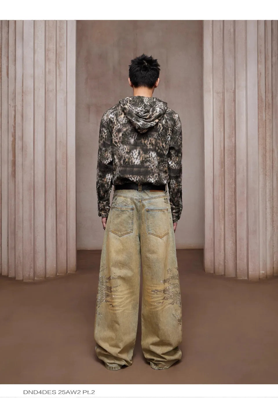 Dirty Washed Diamond Wide Leg Jeans