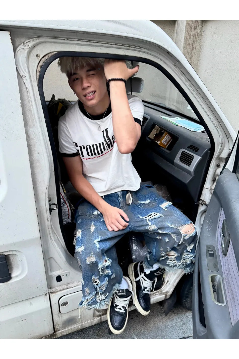 Distressed Pleated Denim Jorts