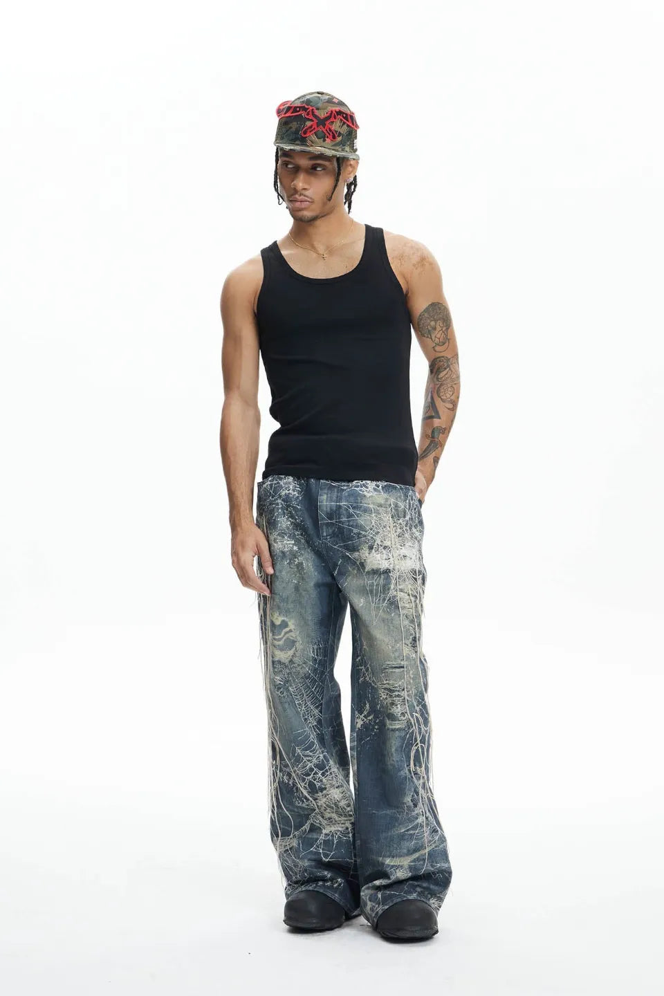 Distressed Spider Web Embroidered Jeans