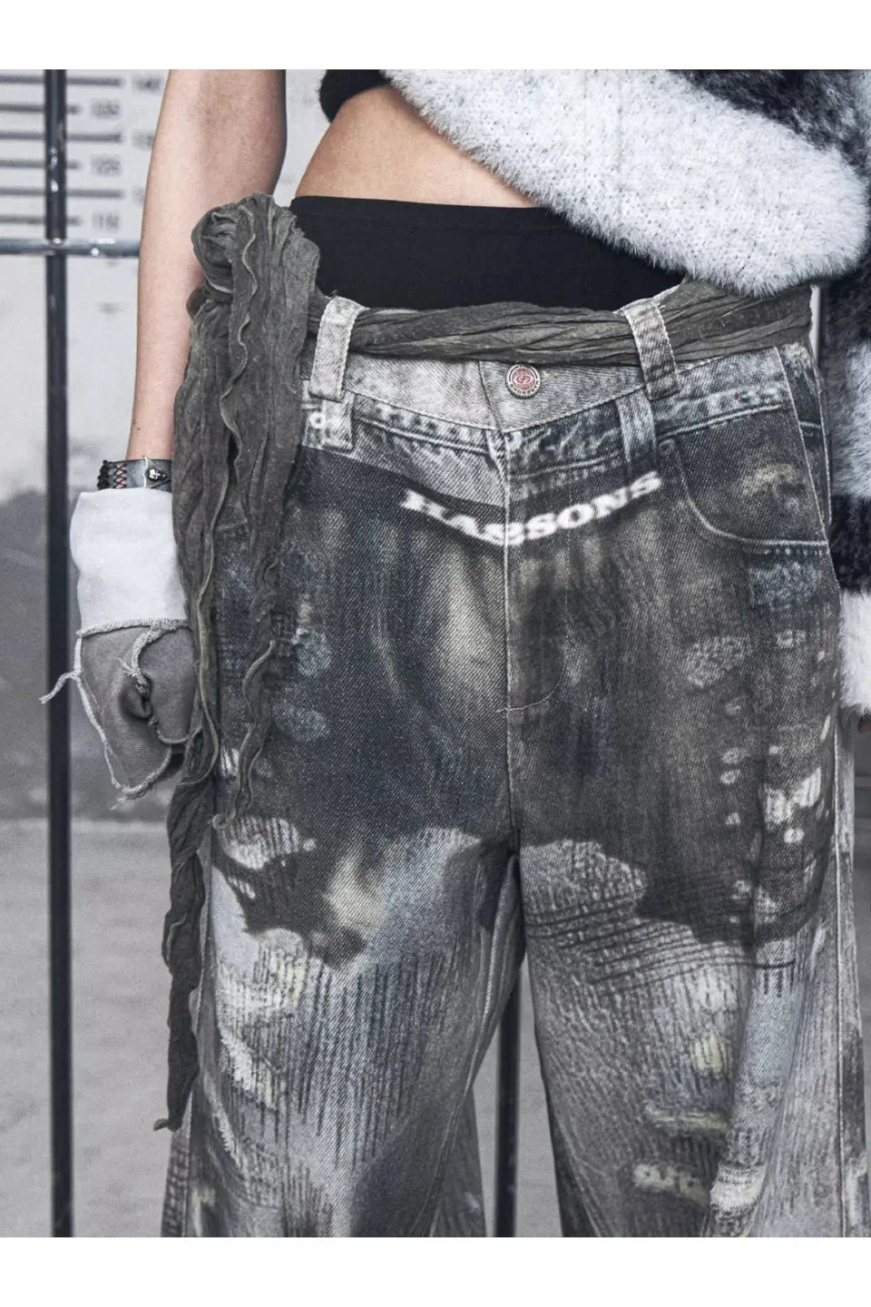 Fake Two Piece Underwear Wearing Baggy Jeans