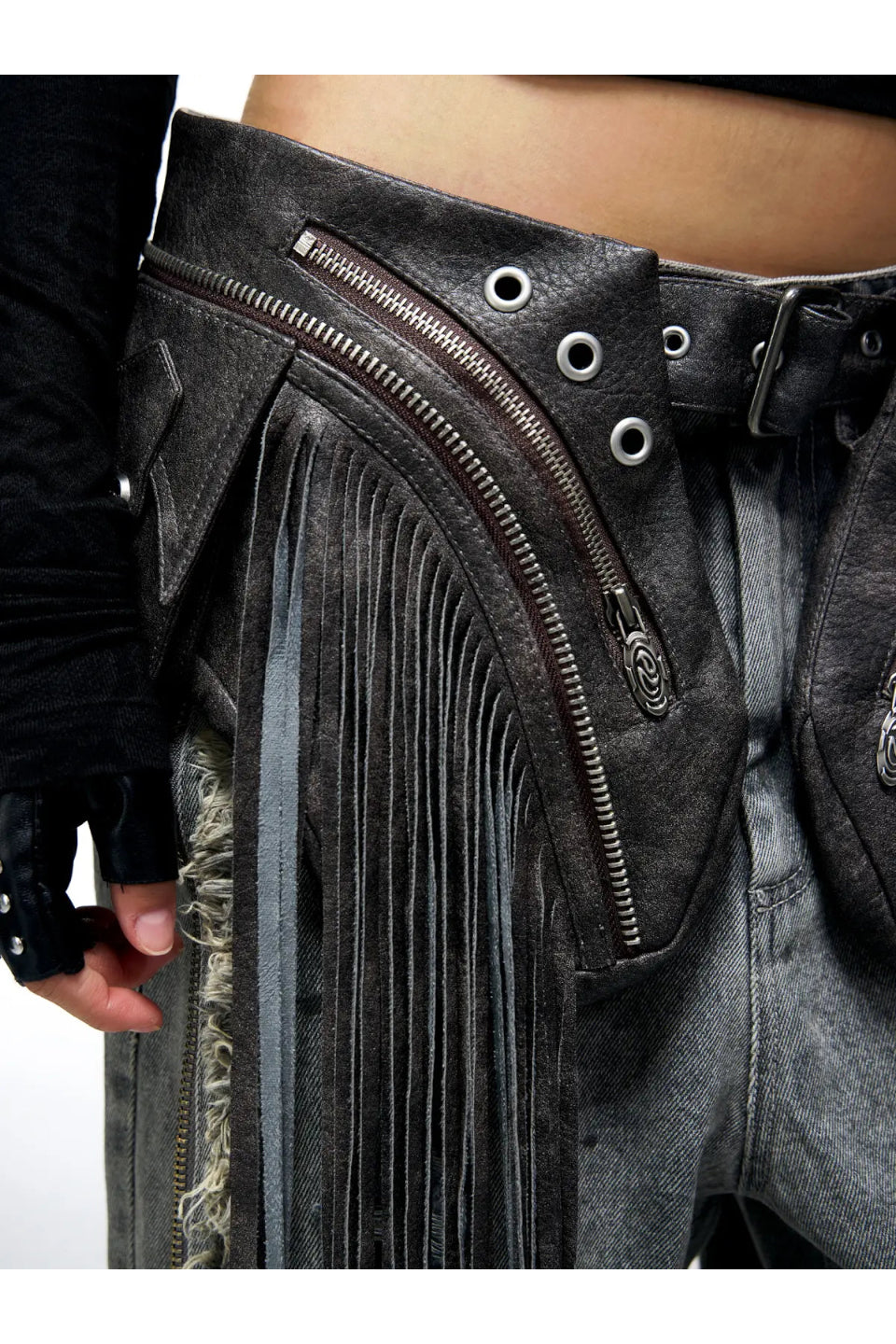 Fringed Belt Raw Edge Jeans