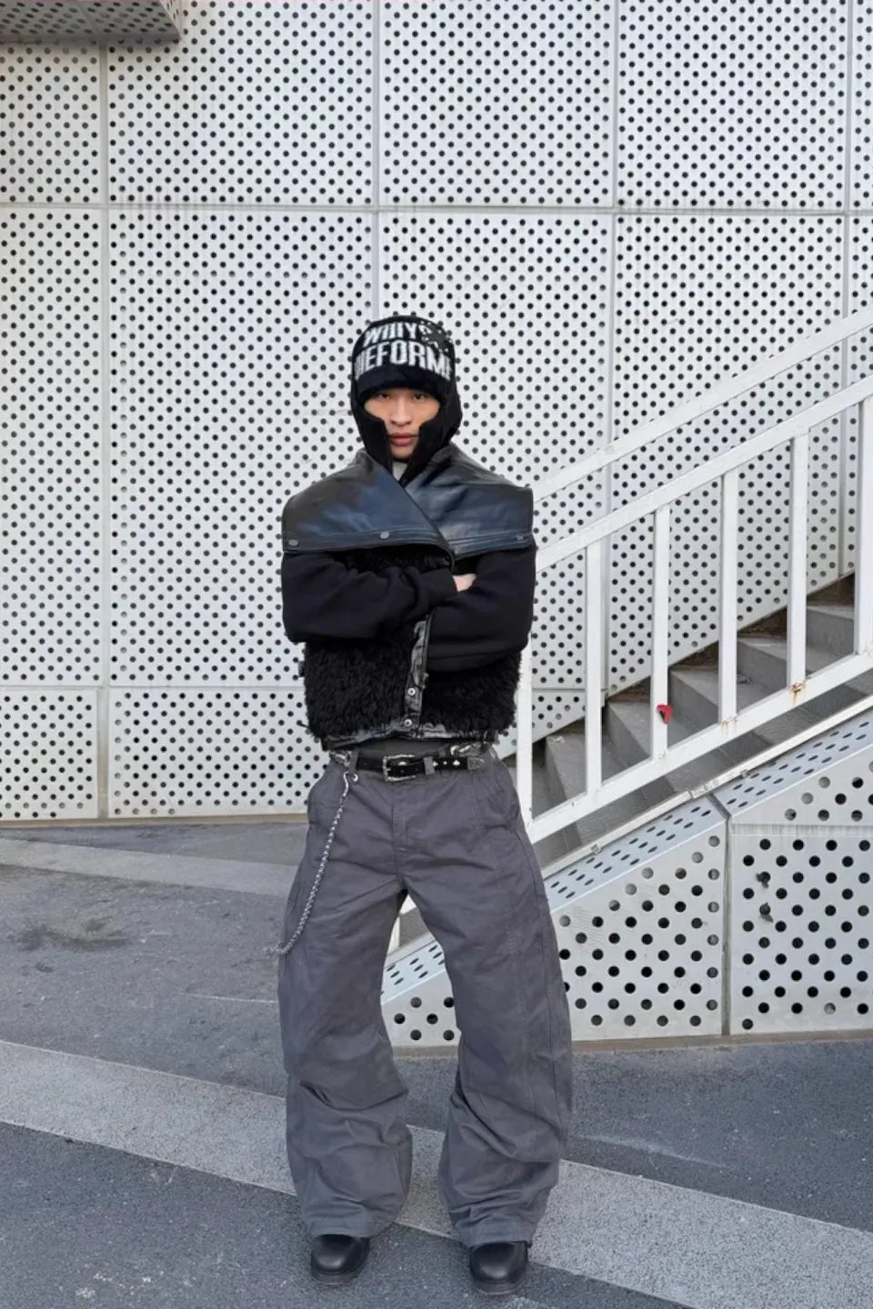 Glossy Stand Up Collar Vest with Zipper and Fur Collar