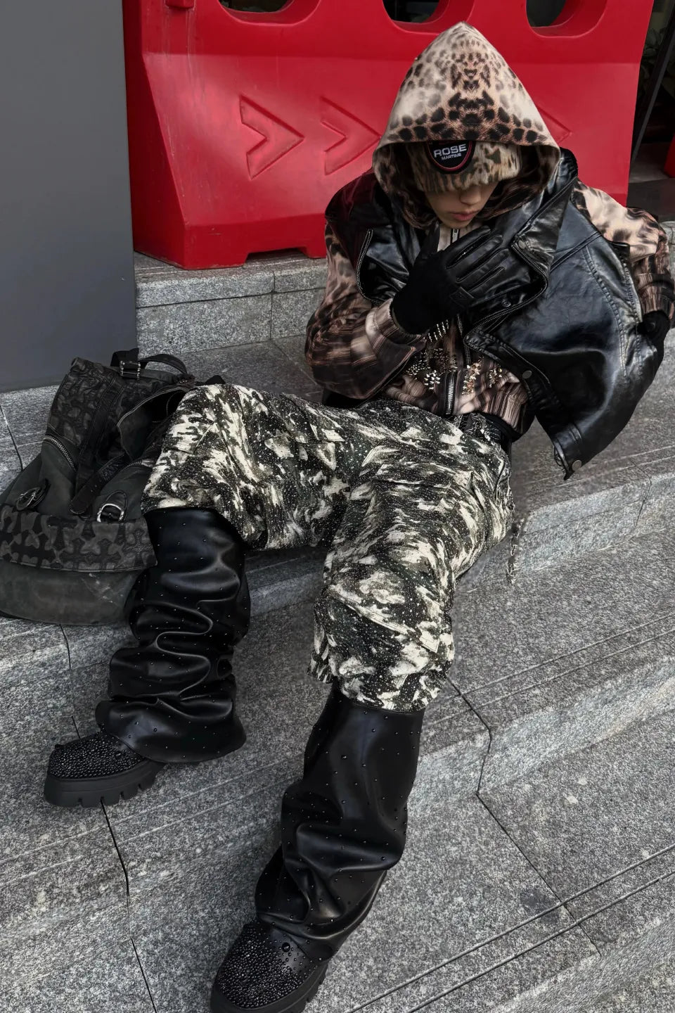 Glossy Stand Up Collar Vest with Zipper and Fur Collar