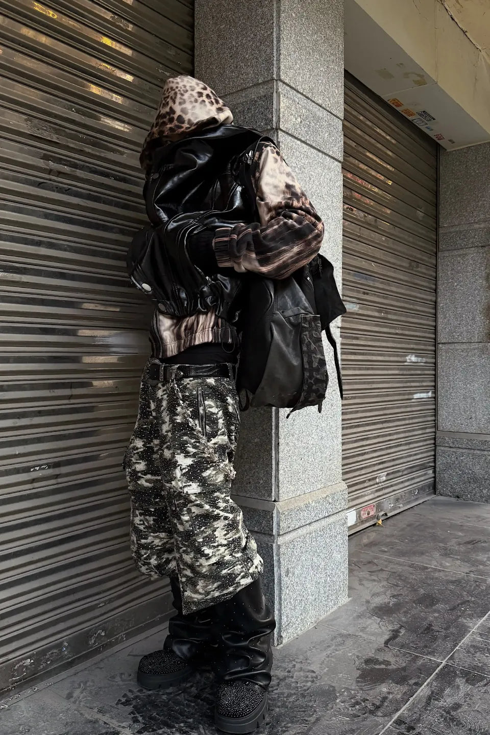 Glossy Stand Up Collar Vest with Zipper and Fur Collar