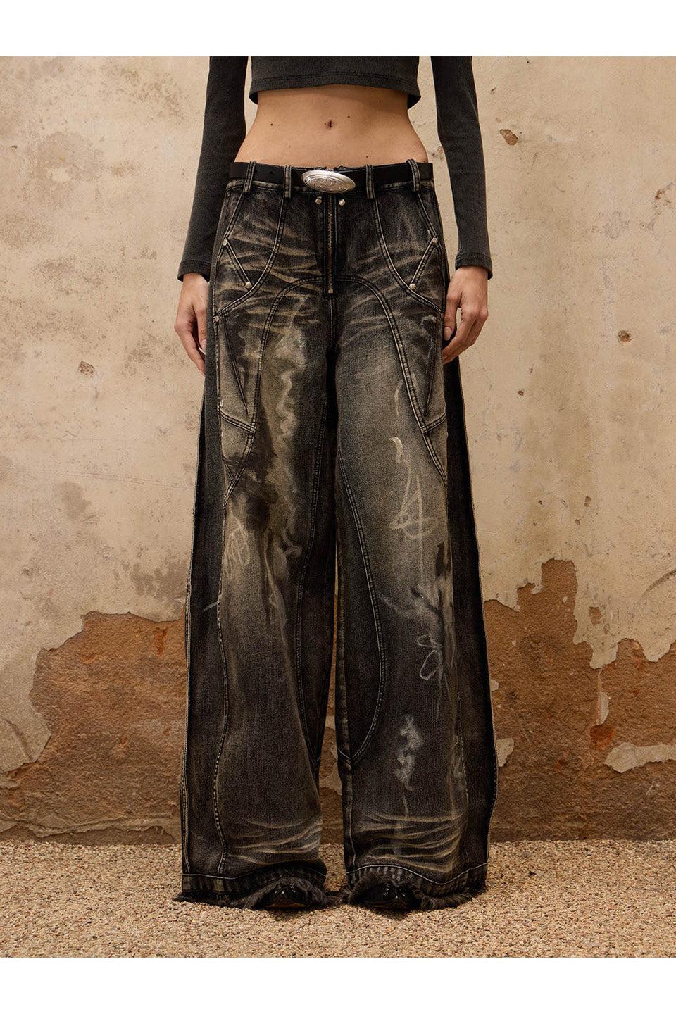 Graffiti Contour Jeans