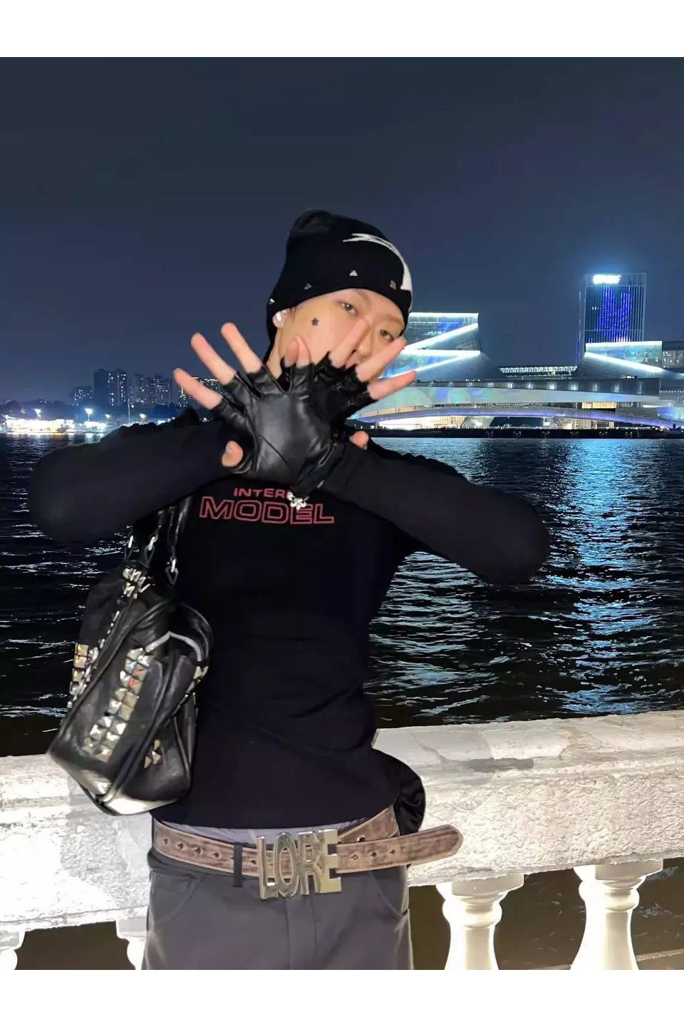 INTERN MODEL Compression Training Long Sleeve