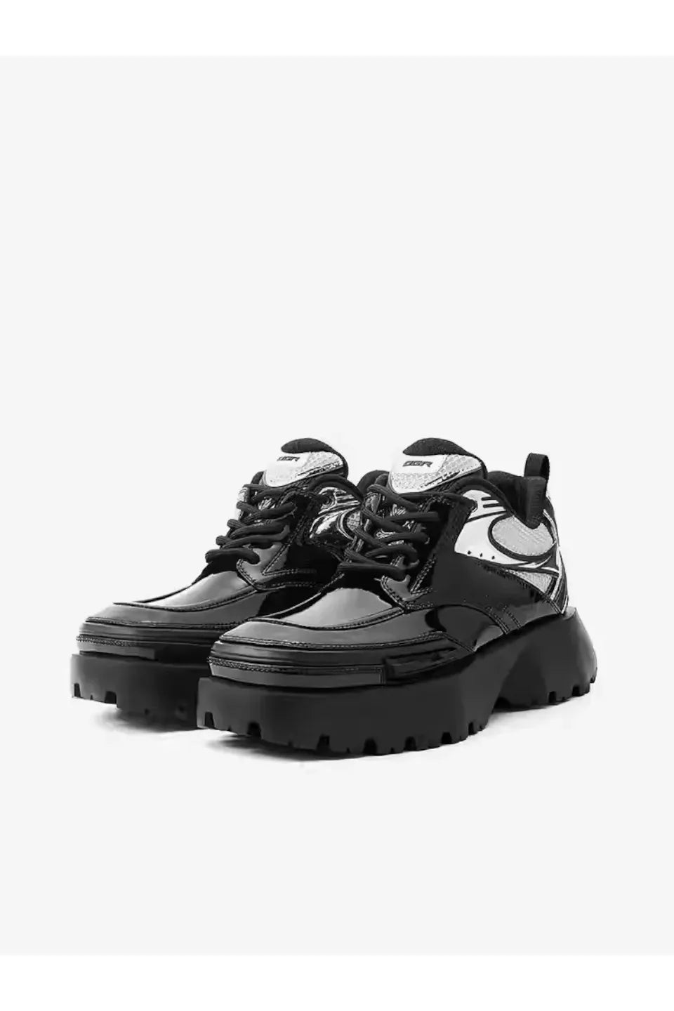 Mecha Coutrue 2.0 Sneaker