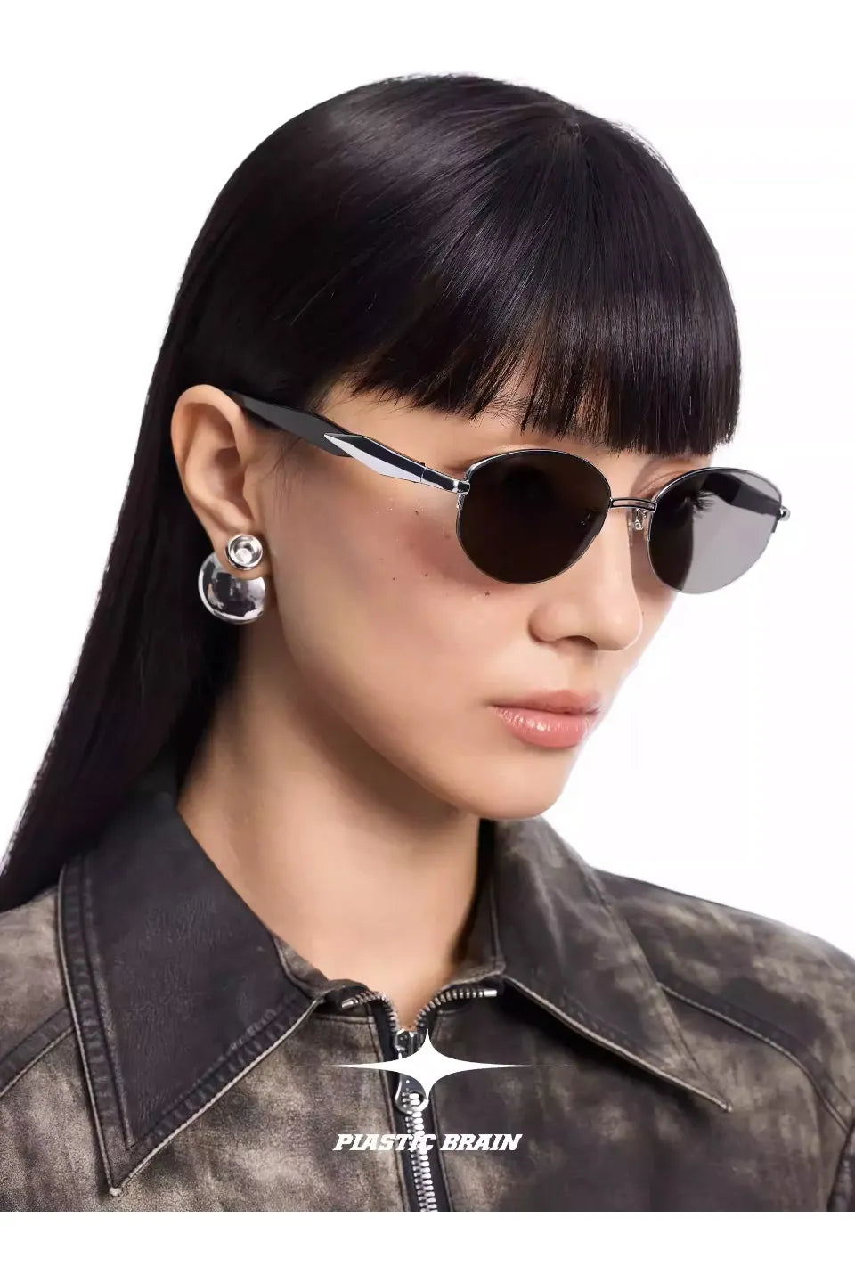 Neo Classic Oval Eyewear