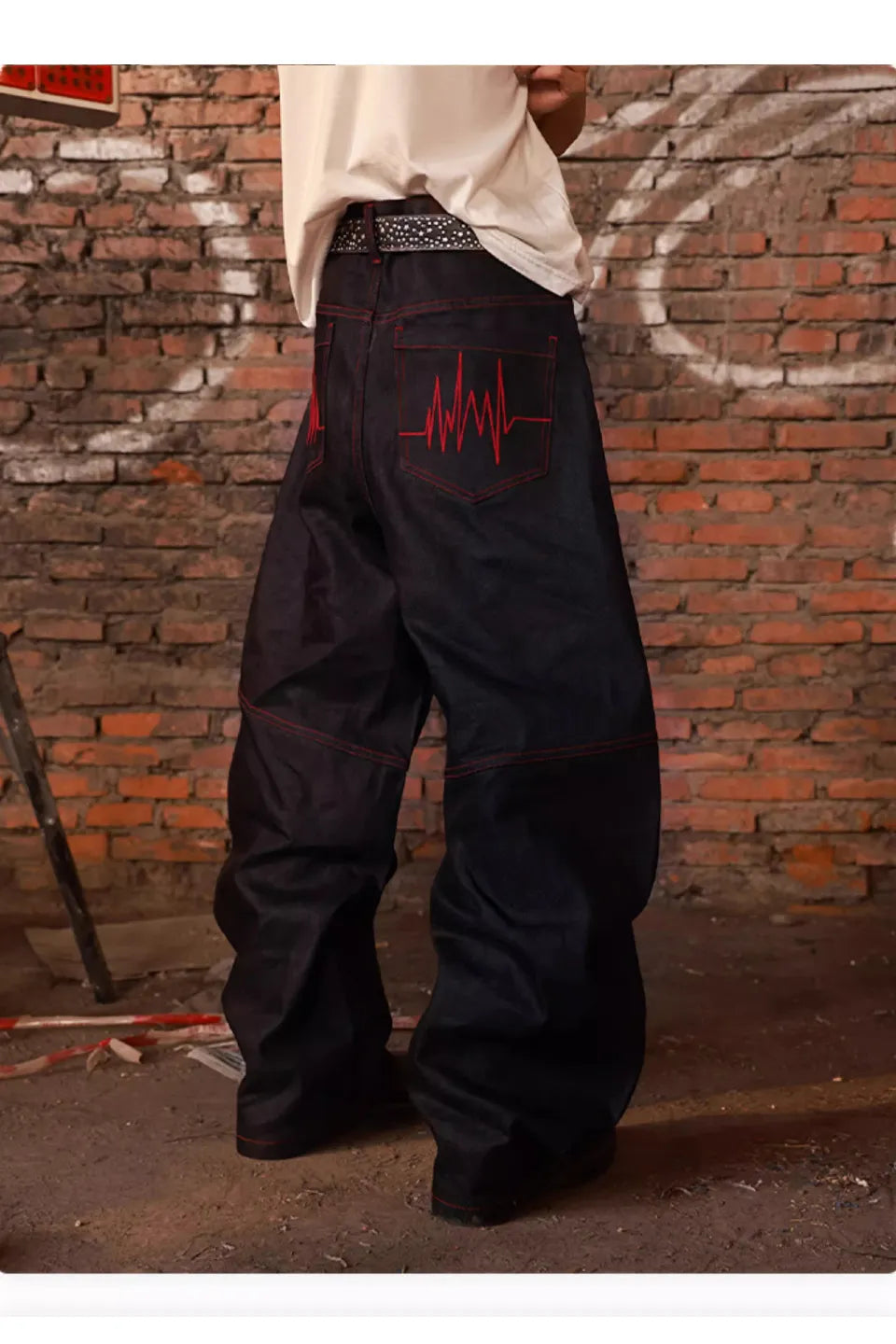 Original Cow Curved Knife Red Line Jeans