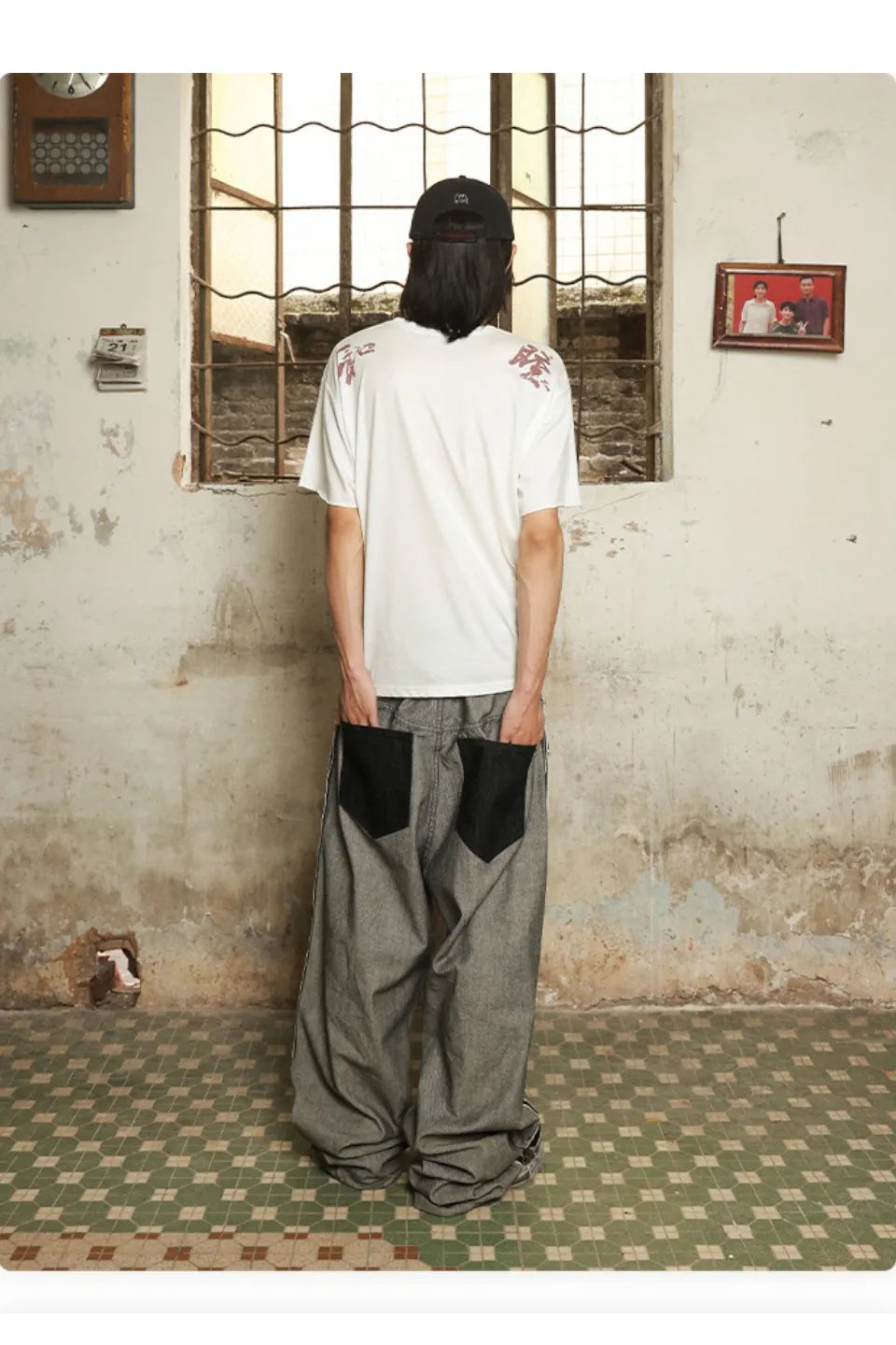 Original Cow Reverse Wearing Large Pocket Straight Leg Jeans