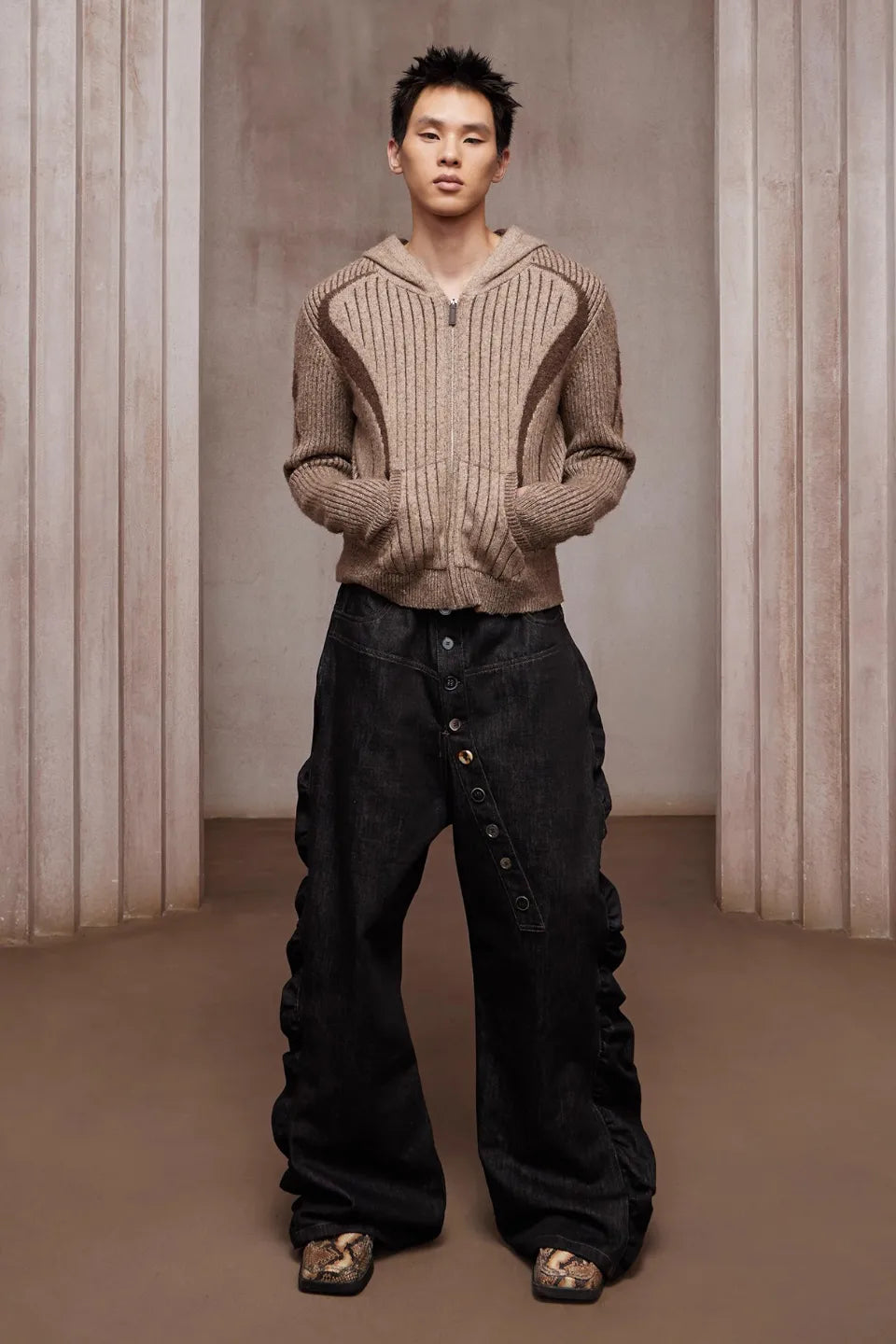 Petal Shaped Long Button Baggy Curved Denim