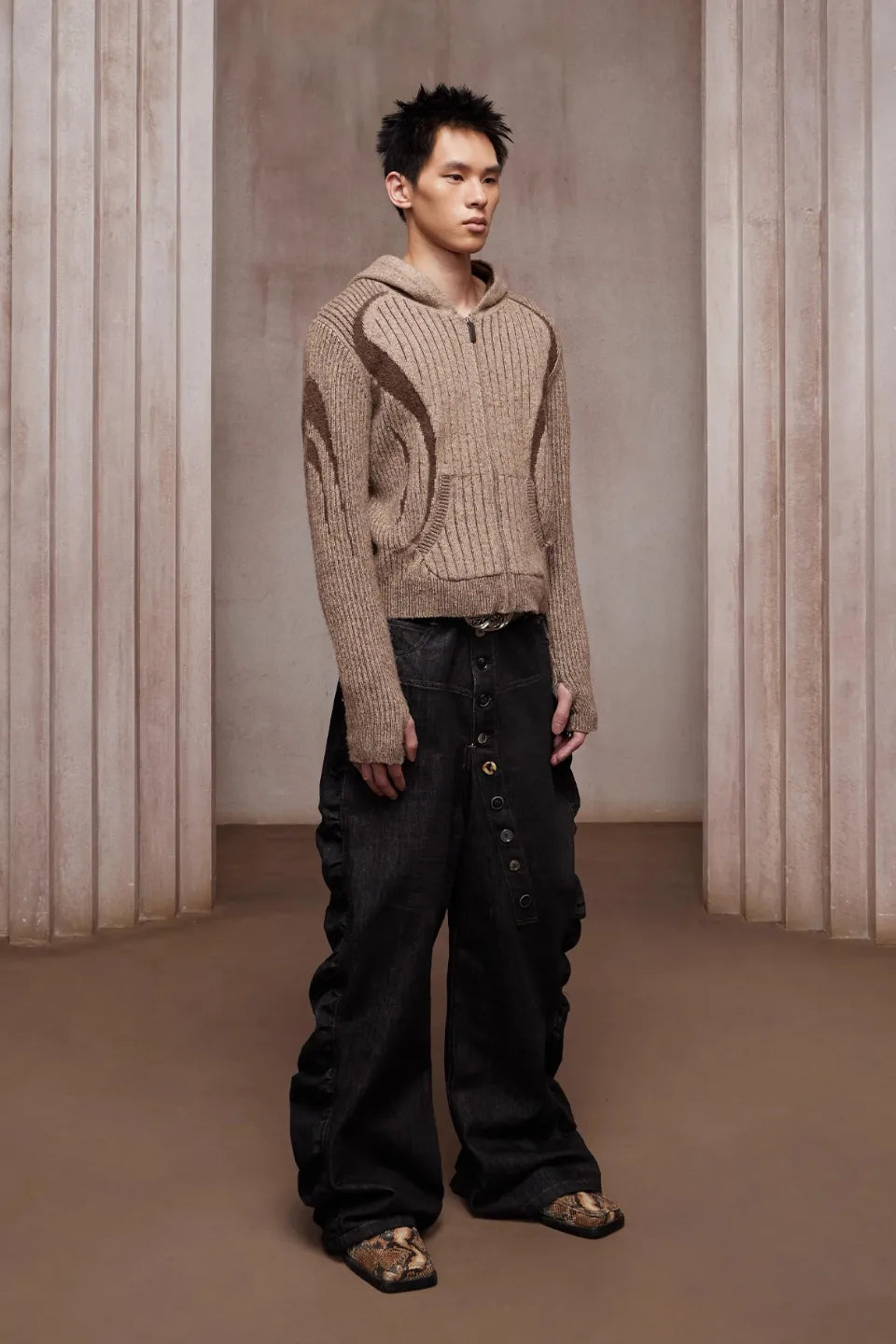 Petal Shaped Long Button Baggy Curved Denim