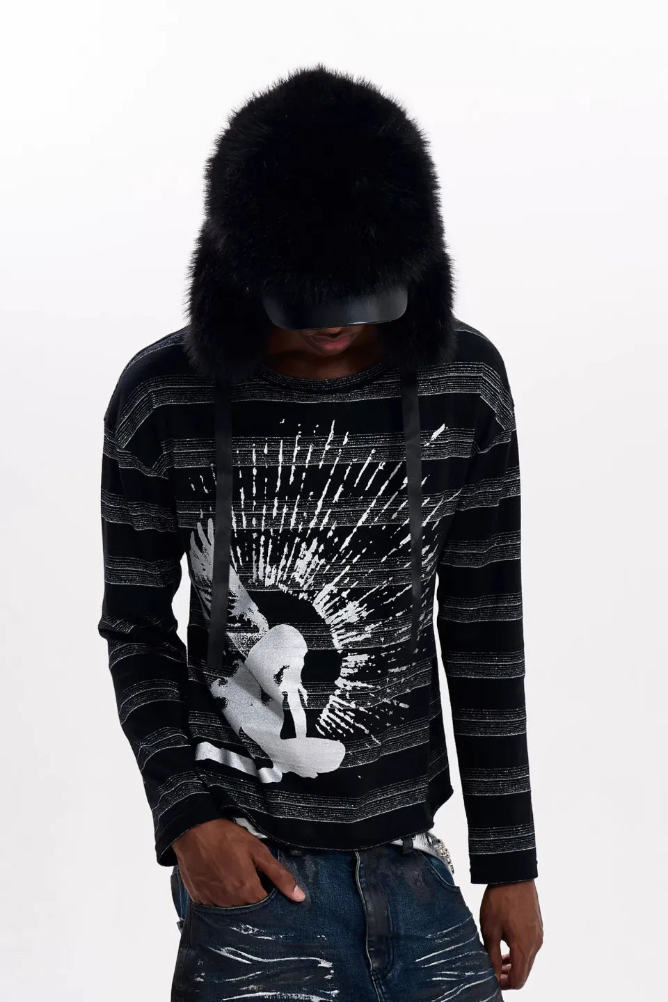 Portrait Graphic Striped LS T-shirts