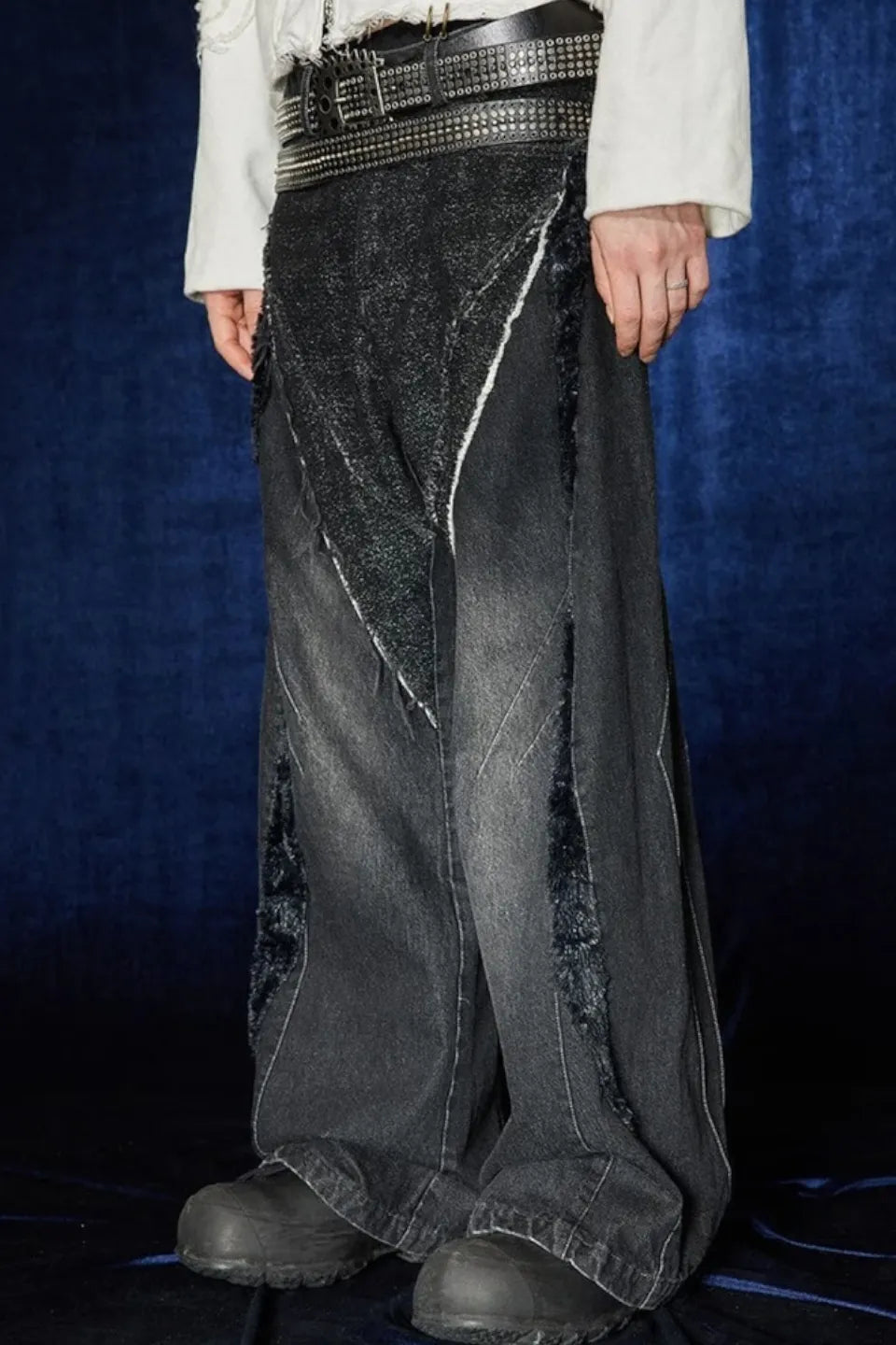 Raw Edge Faux Fur Spliced Jeans