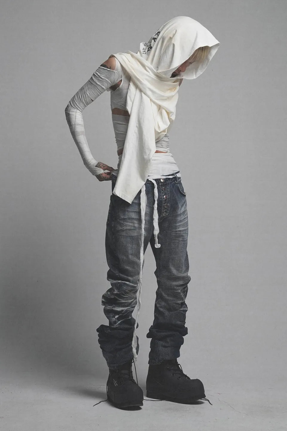 Ripple Cracked Super Long Denim Pants