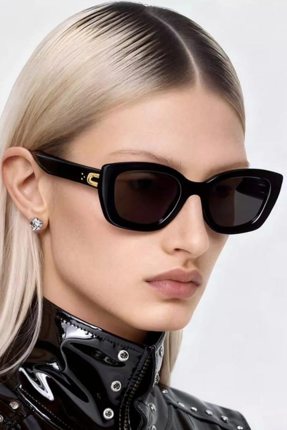 PLASTIC BRAIN | Sleek Black Frame Sunglasses スリーク サングラス