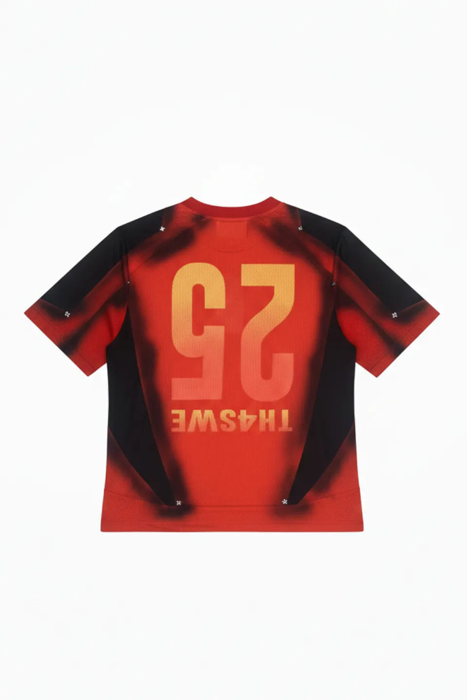 Thorn Pattern Dirty Art Studded Jersey T-shirt