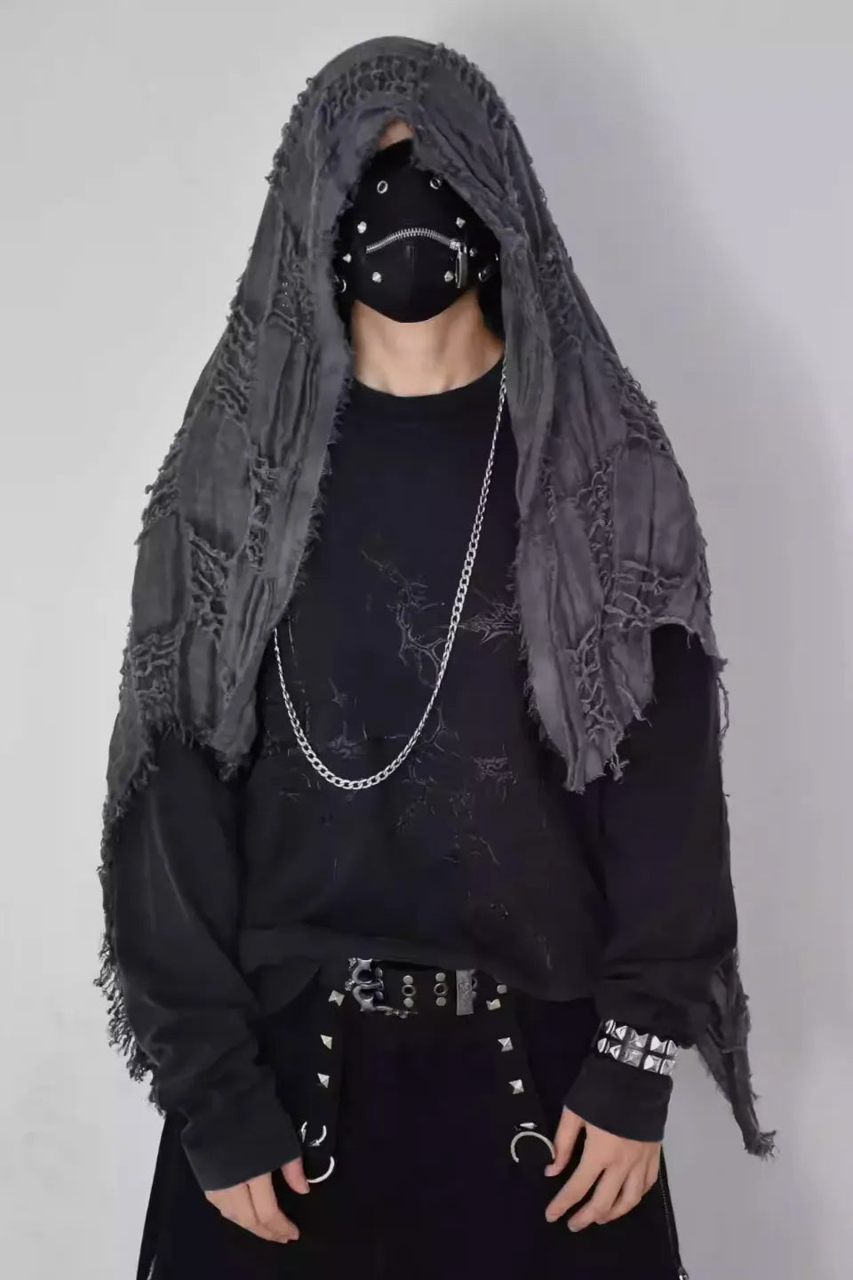 Thorny Sculpted Wash Perforated Long Sleeved T-shirt