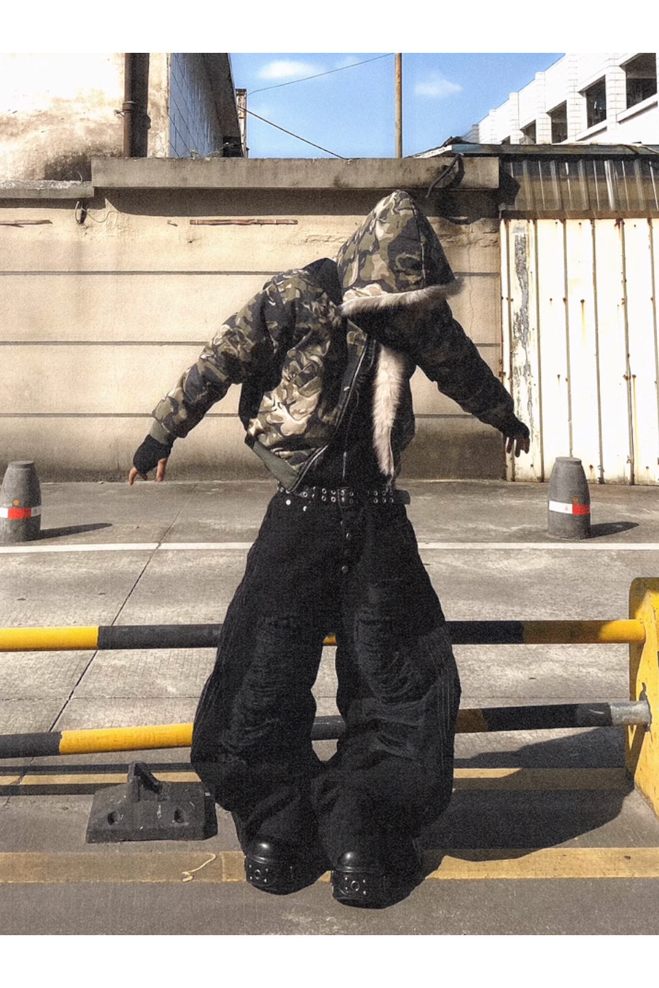 Wash Aged Big Damage Jeans