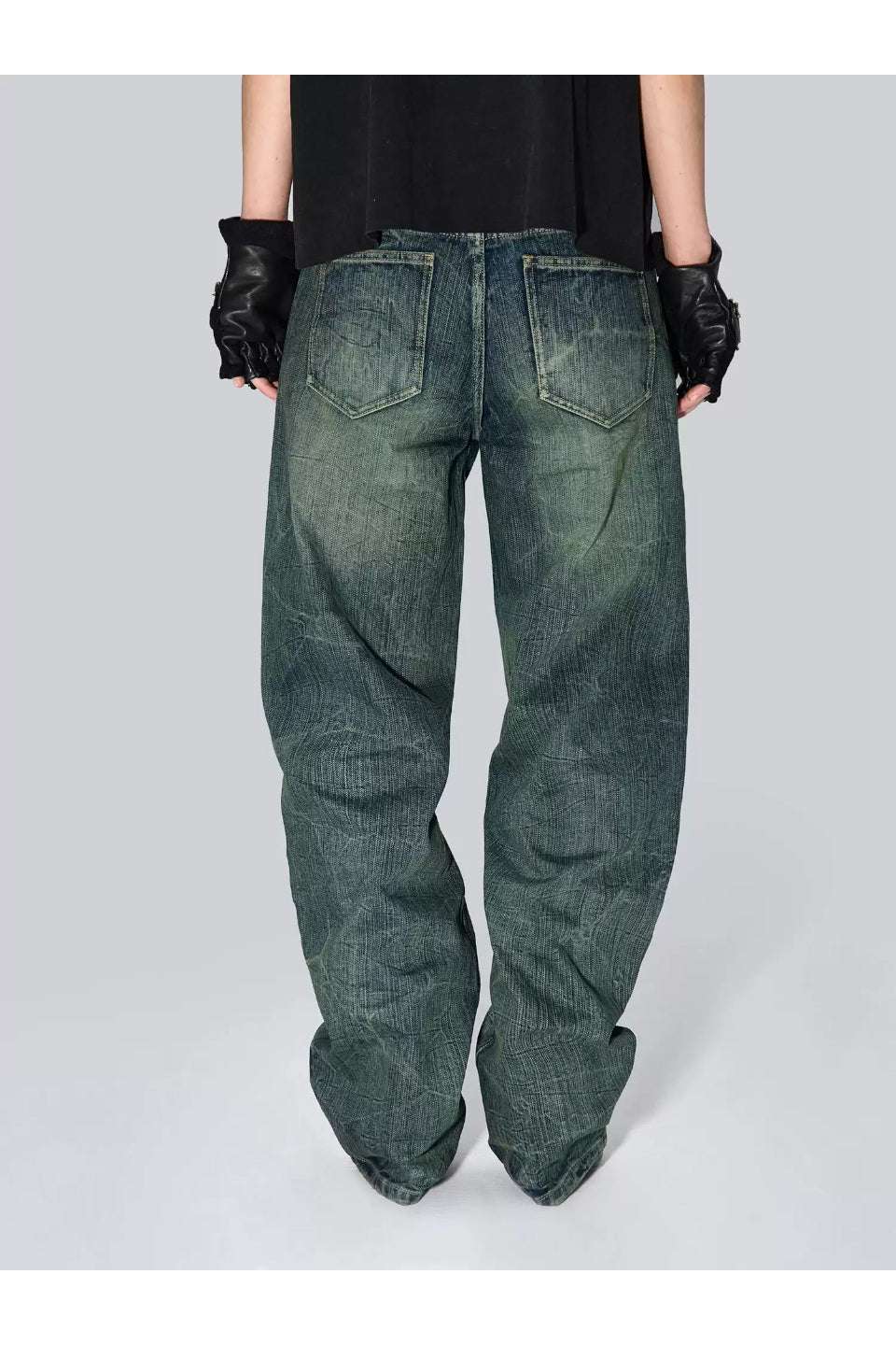 Wave Pattern Curved Blade Denim Pants