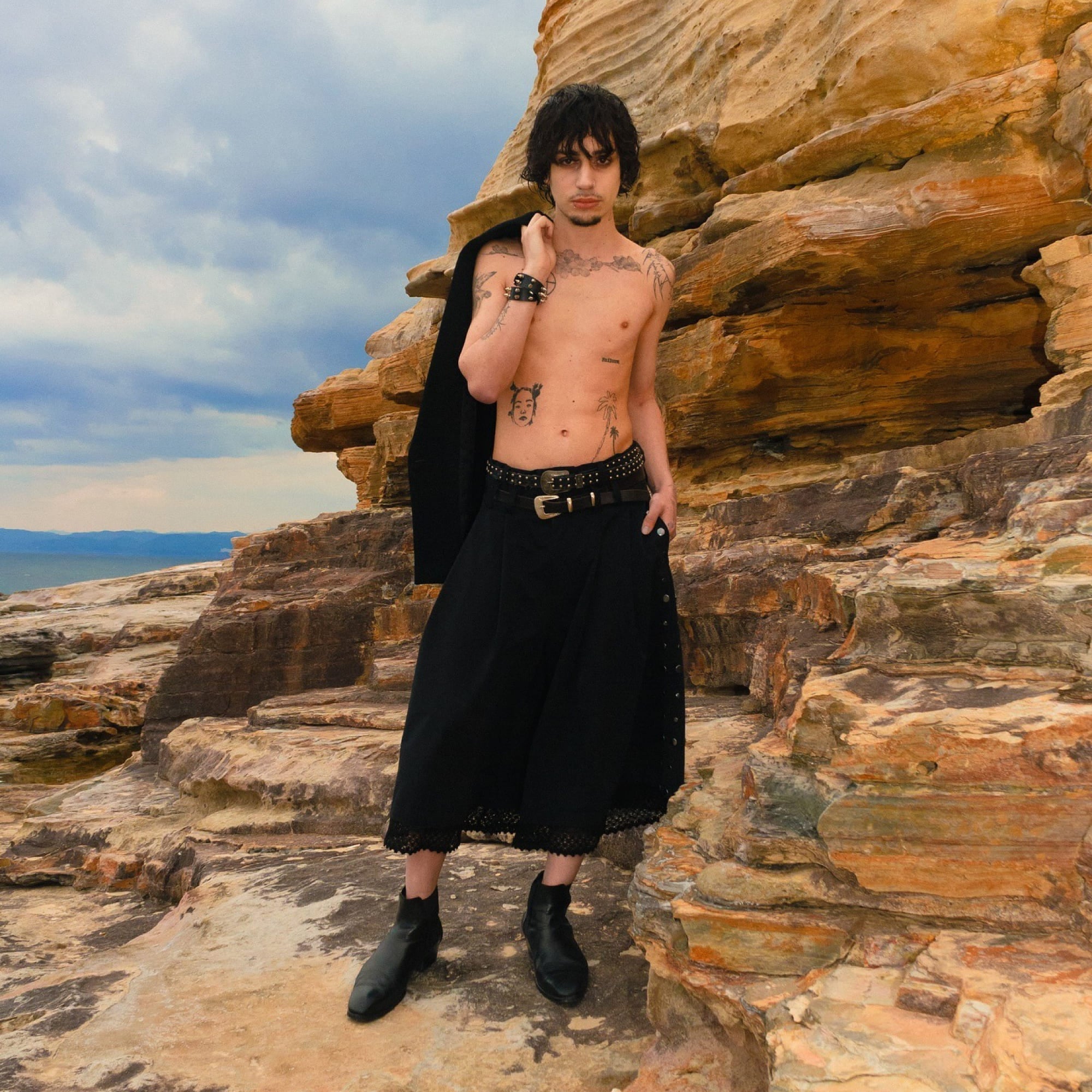 ADONISORBITPROJECT/AOP(アドニスオルビットプロジェクト)公式通販