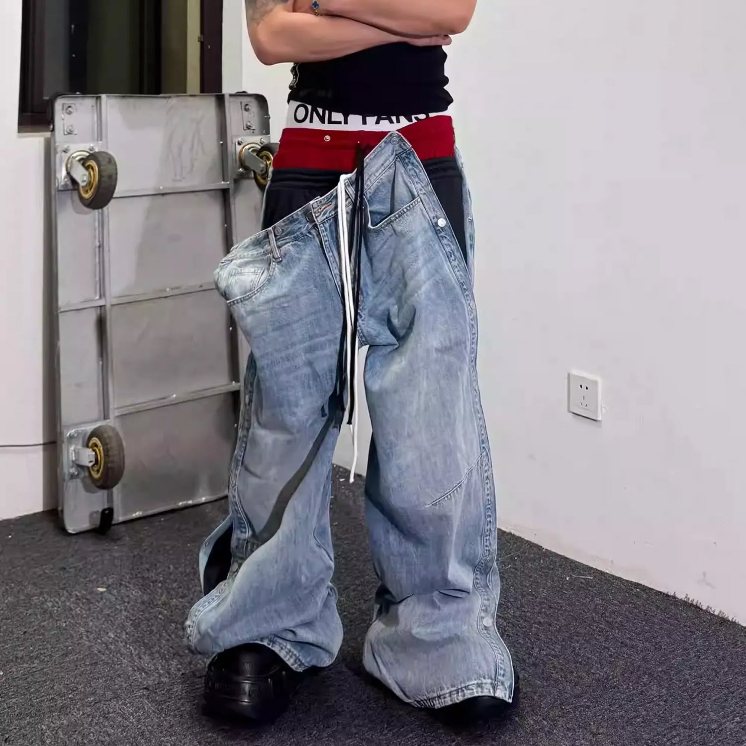 国内で当店のみ RYE CHASIN - Two-Sided Denim Jeans NEW ITEMS RYE CHASIN ライチェイシン 公式通販|CLOSET by Haji