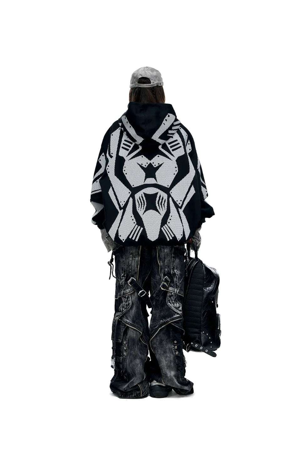 A Line Baggy Jeans with Hardware Details