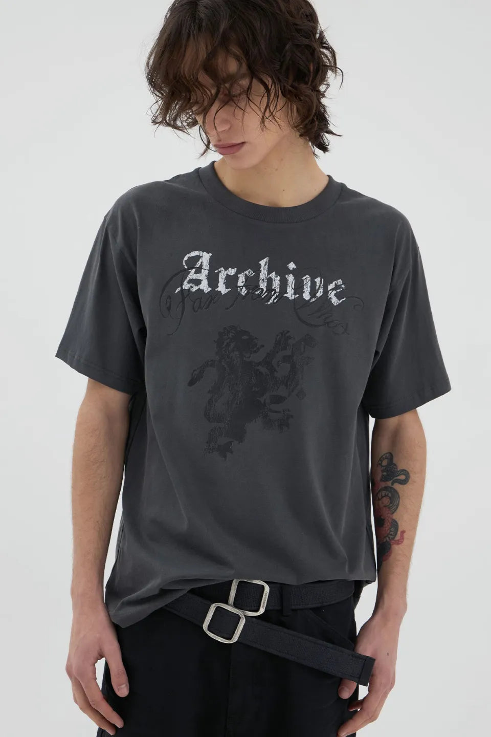 FAR FROM WHAT | Archive Gothic Logo T-shirt ゴシックTシャツ