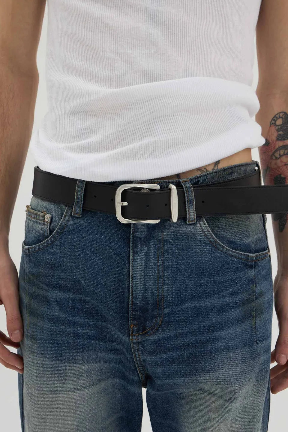 FAR FROM WHAT | Bold Twist Buckle Leather Belt レザーベルト