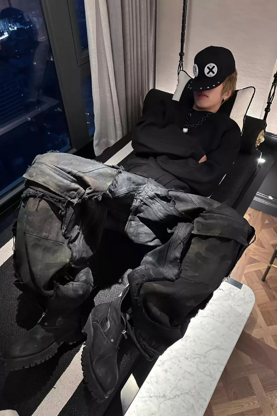 Camouflage Distressed Dirty Pocket Wide Leg Baggy Jeans