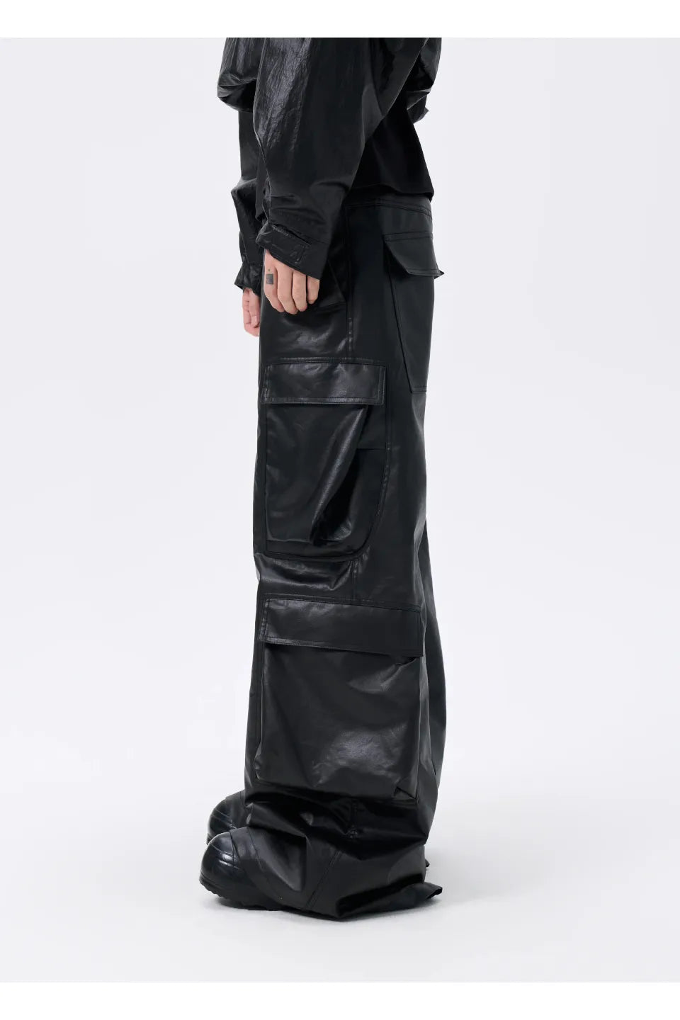 Coated Multi Cargo Pants