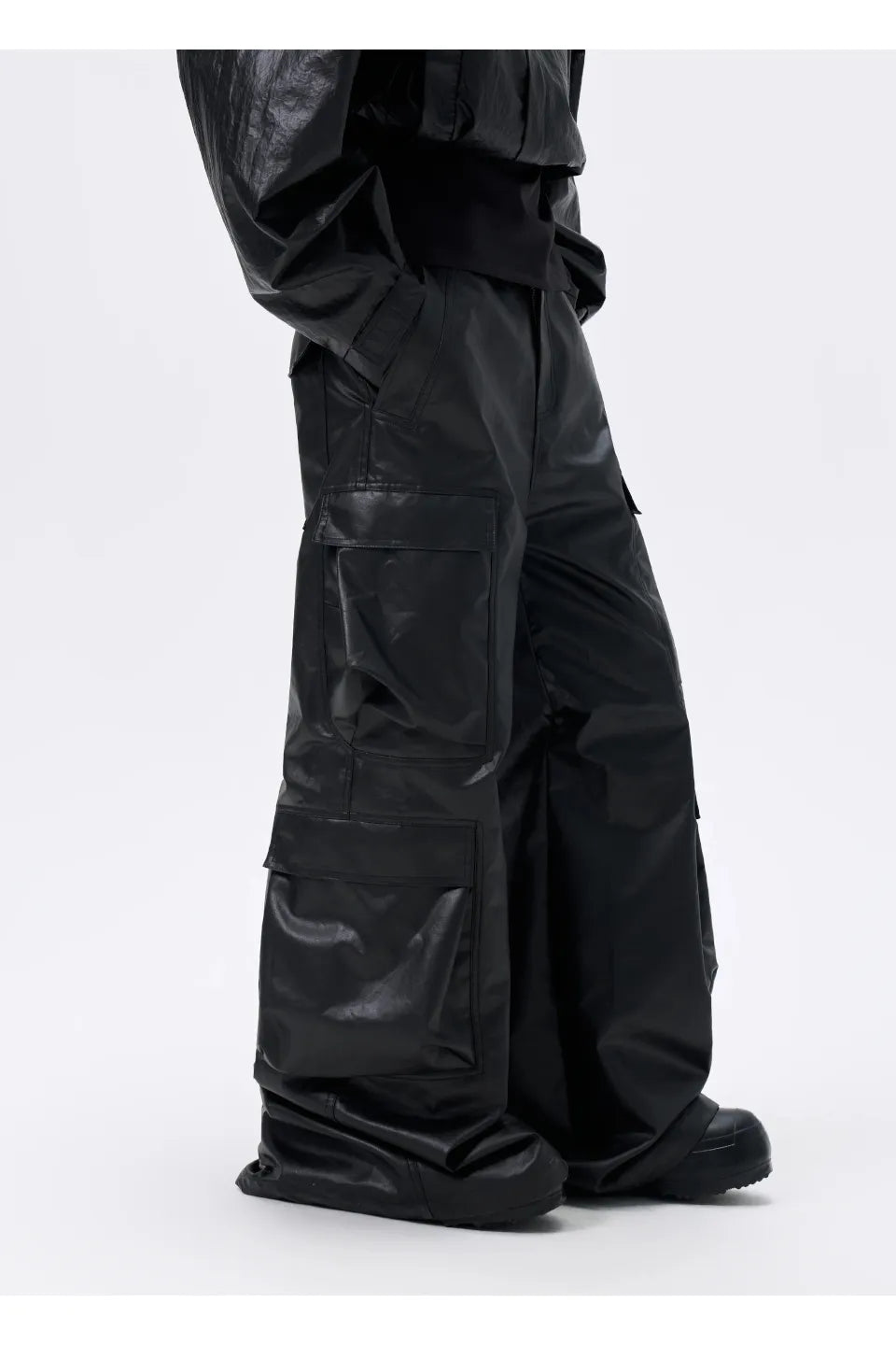 Coated Multi Cargo Pants