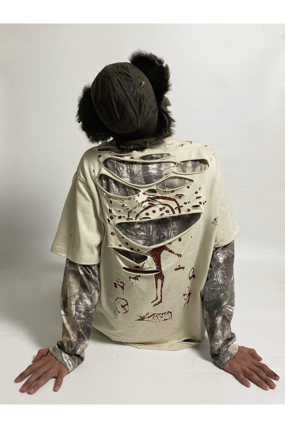 Color Blocked Distressed Layered Long Sleeve Tee