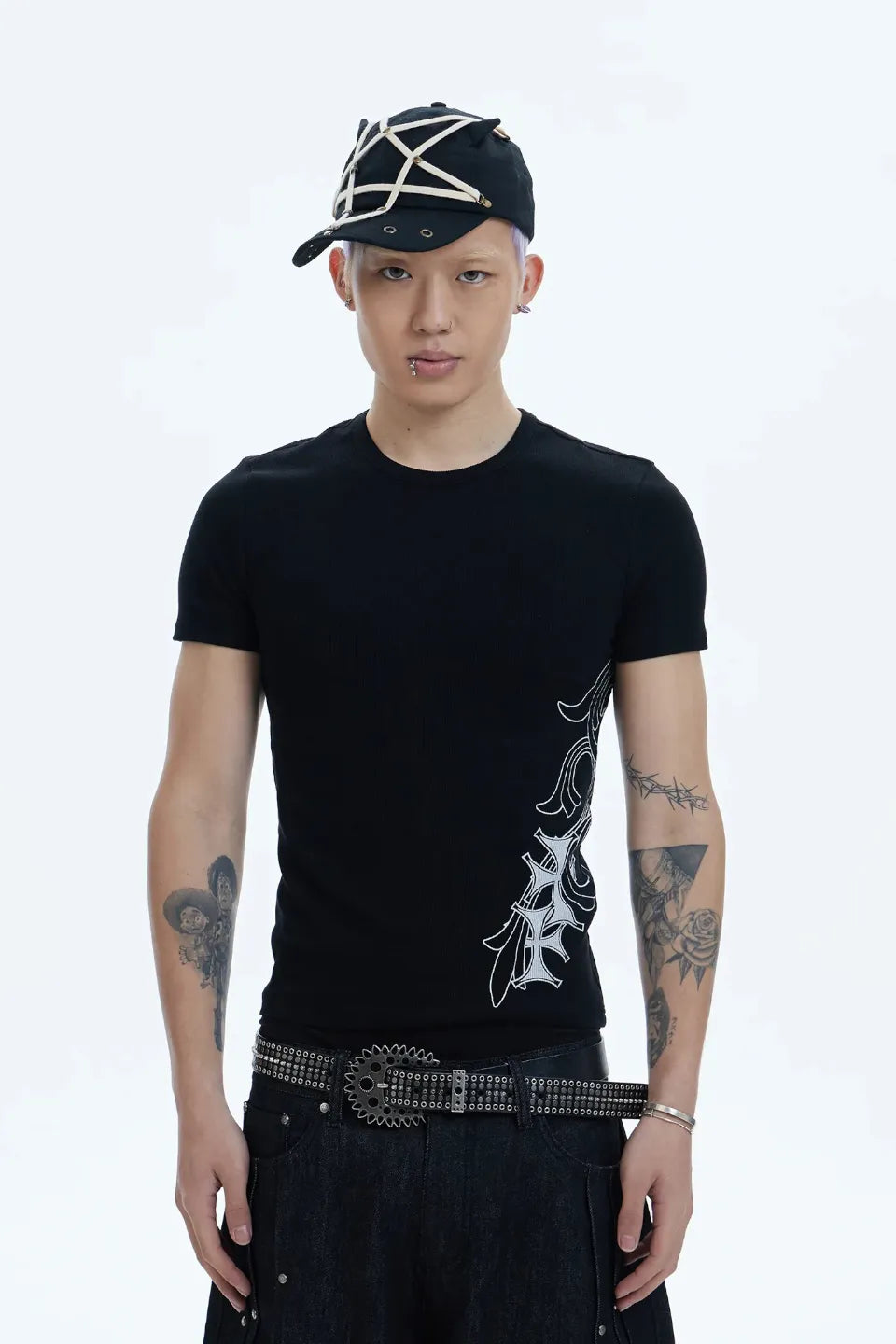 Cross Side Graphic Slim T-shirt
