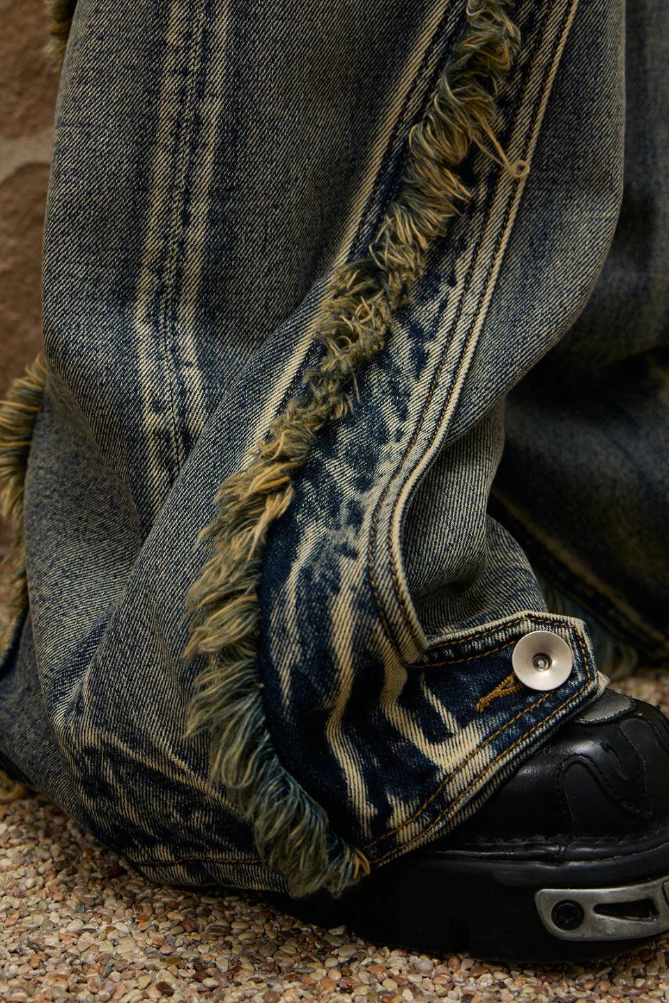 Destructive Denim Jeans