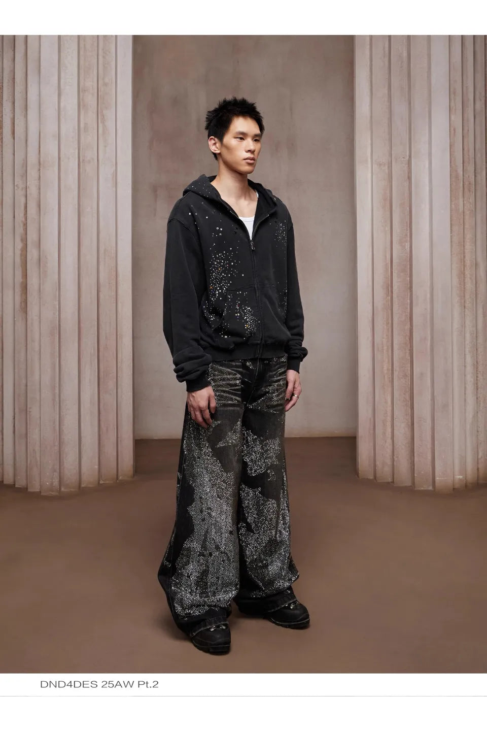 Dirty Washed Diamond Wide Leg Jeans