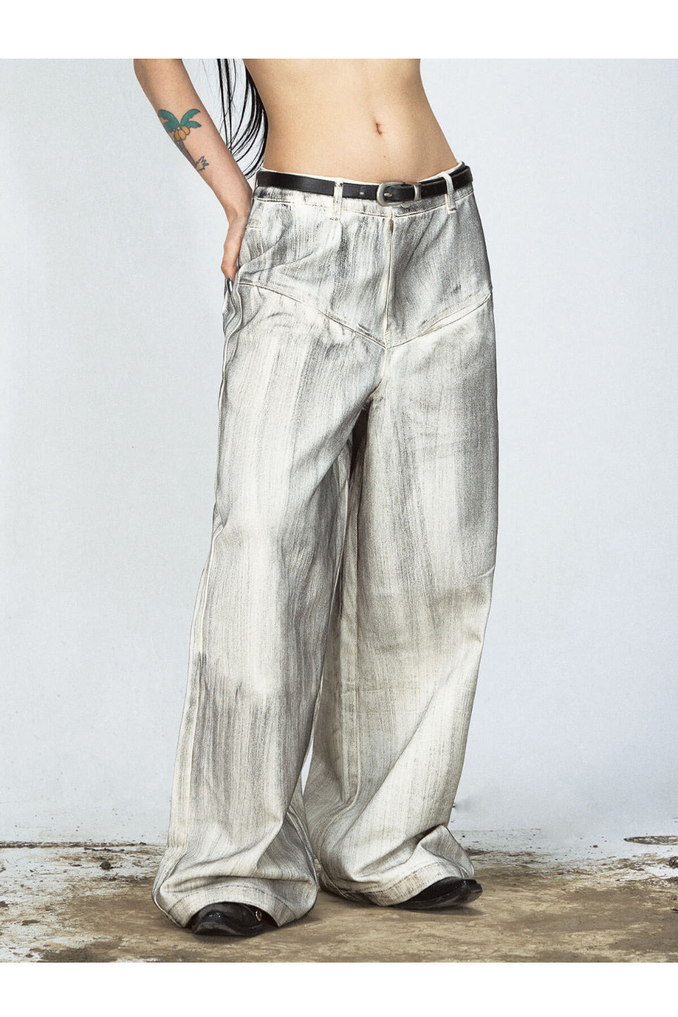 Distressed Dyed Wide Leg Jeans