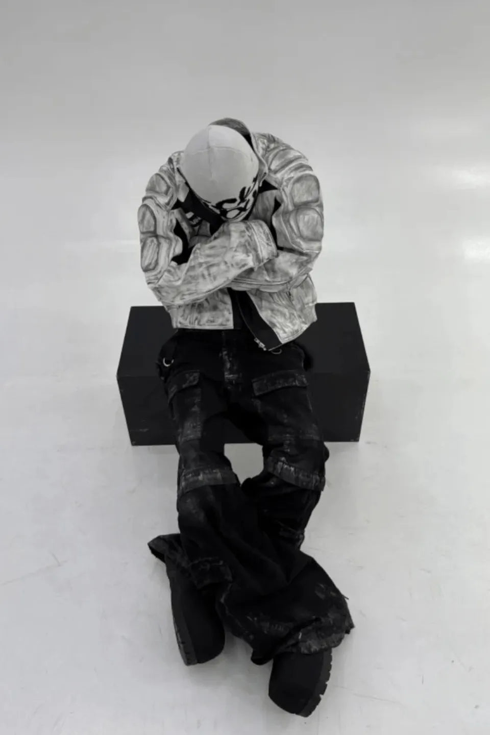Distressed Removable Pocket Cargo Pants