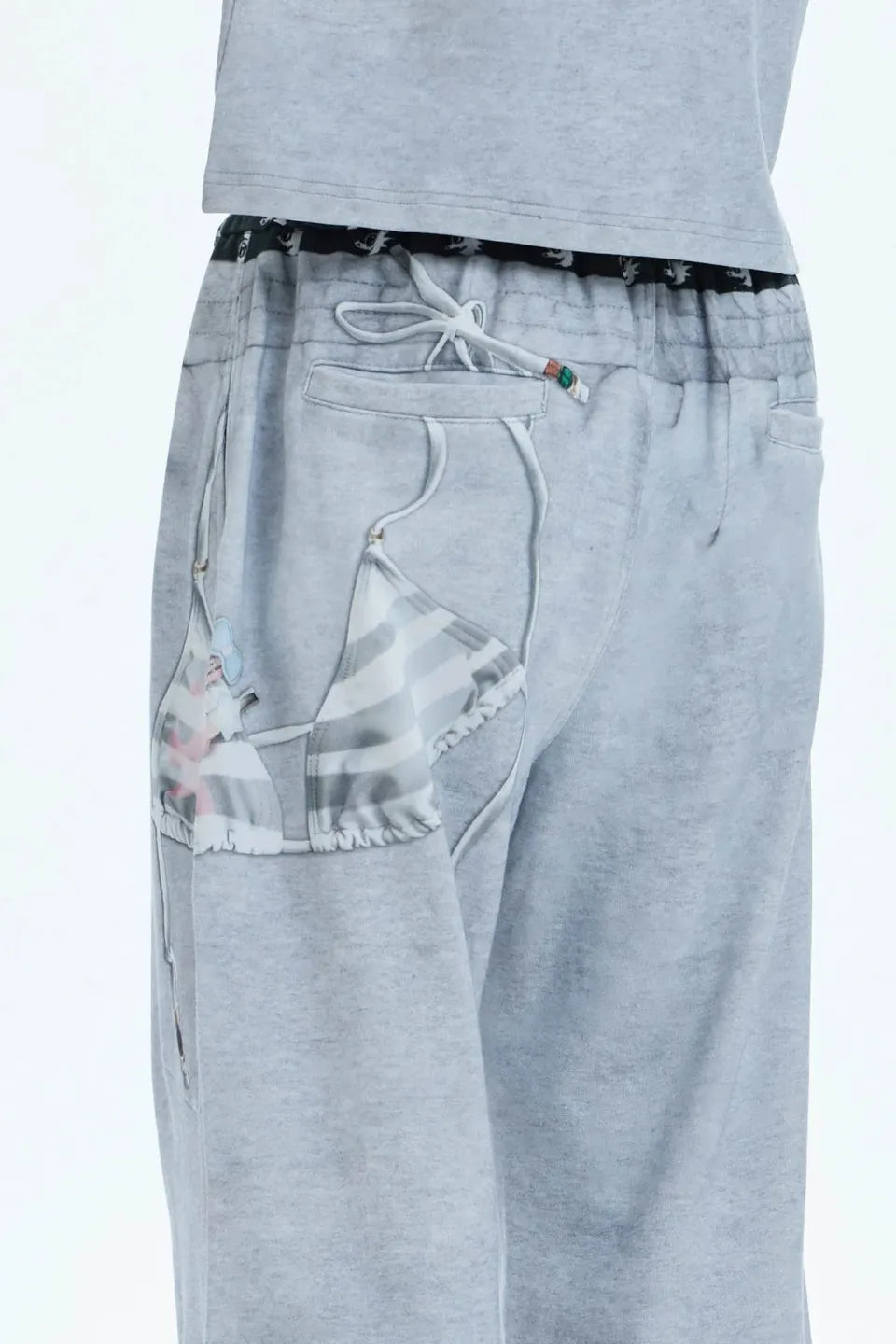 Doll Charm Graphic Double Waist Sweatpants