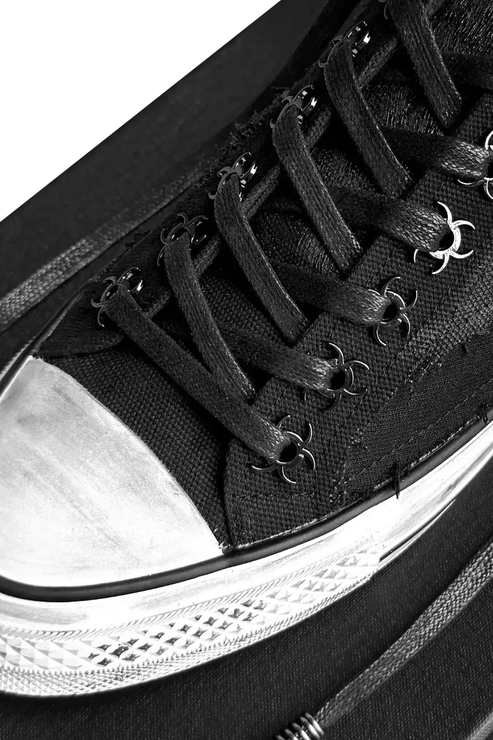 Double Tongue Platform Shoes